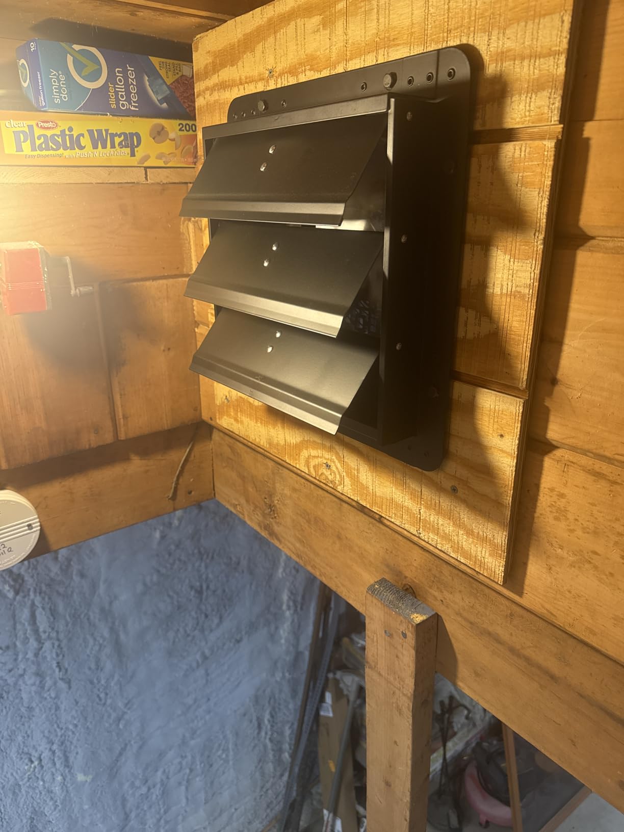VEVOR 20'' Exhaust Fan, Wall Mounted Attic Fan with Variable Speed controller, 3000 CFM, Automatic Shutter, Ventilation and Cooling, Black customer photo 2