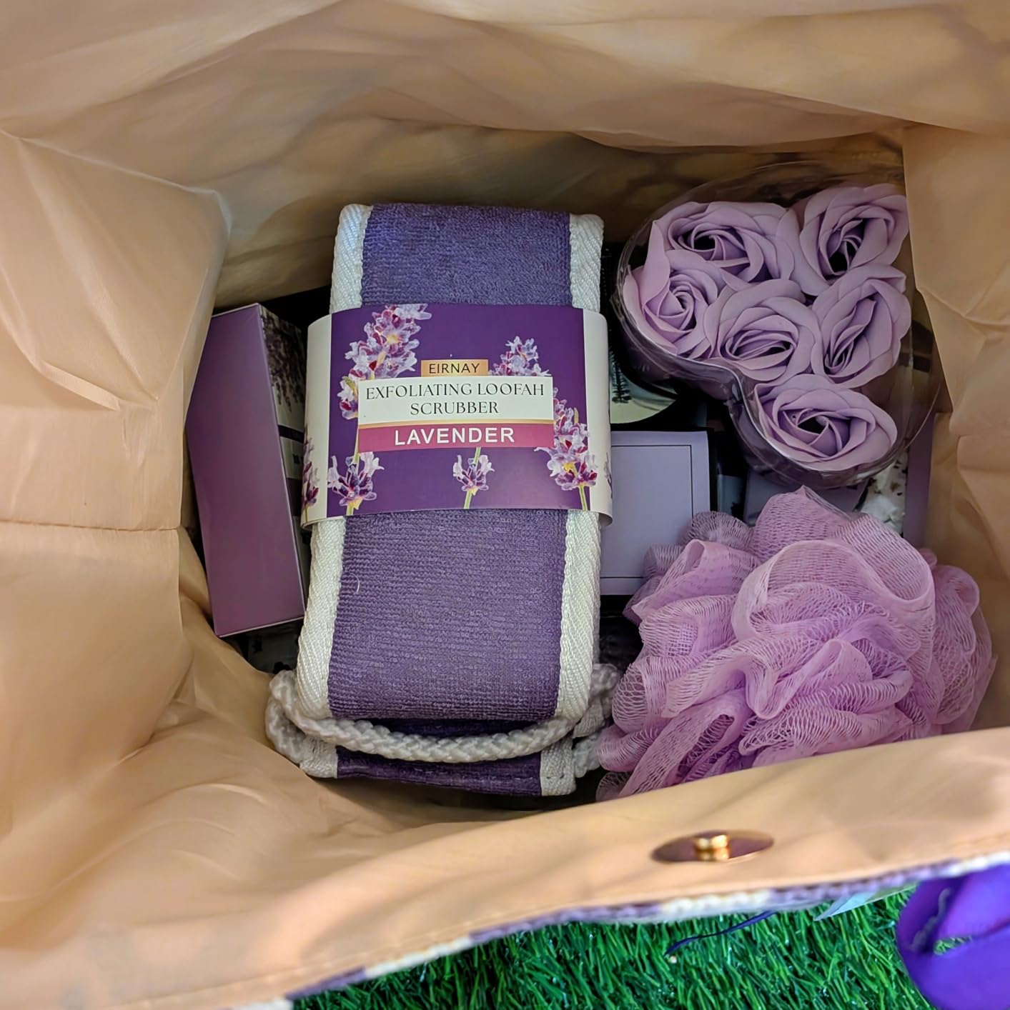 Gift for Women, Spa Gift Baskets for Women - 17pcs Lavender Sets with Body Lotion, Bubble Bath, Relaxing Bath Sets, Birthday Christmas Gifts for Her, Spa Kit for Mom Wife Sister Friend customer photo 2