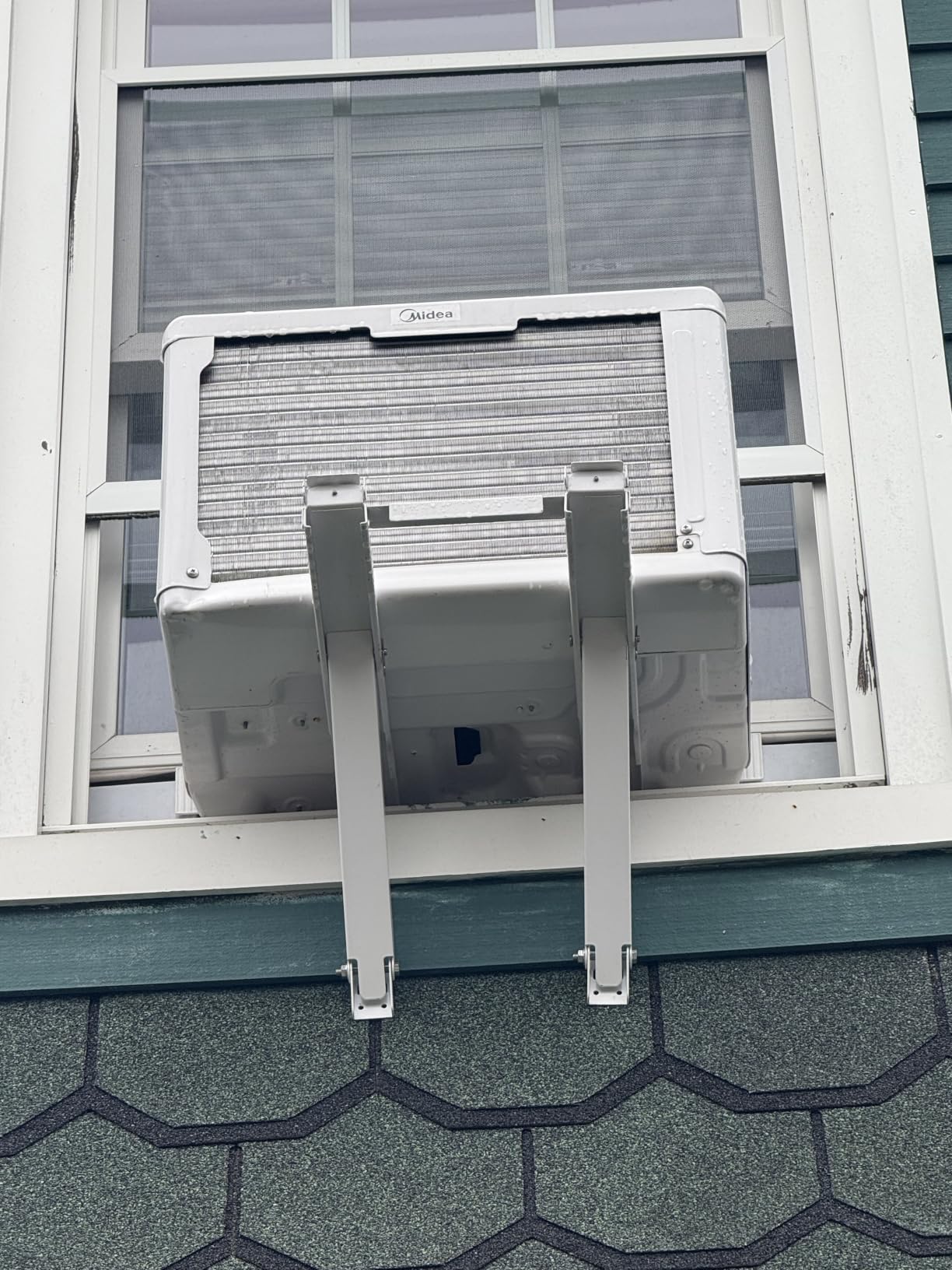 Midea 10,000 BTU U Shaped Window Air Conditioner, Cools up to 450 Sq Ft customer photo 1
