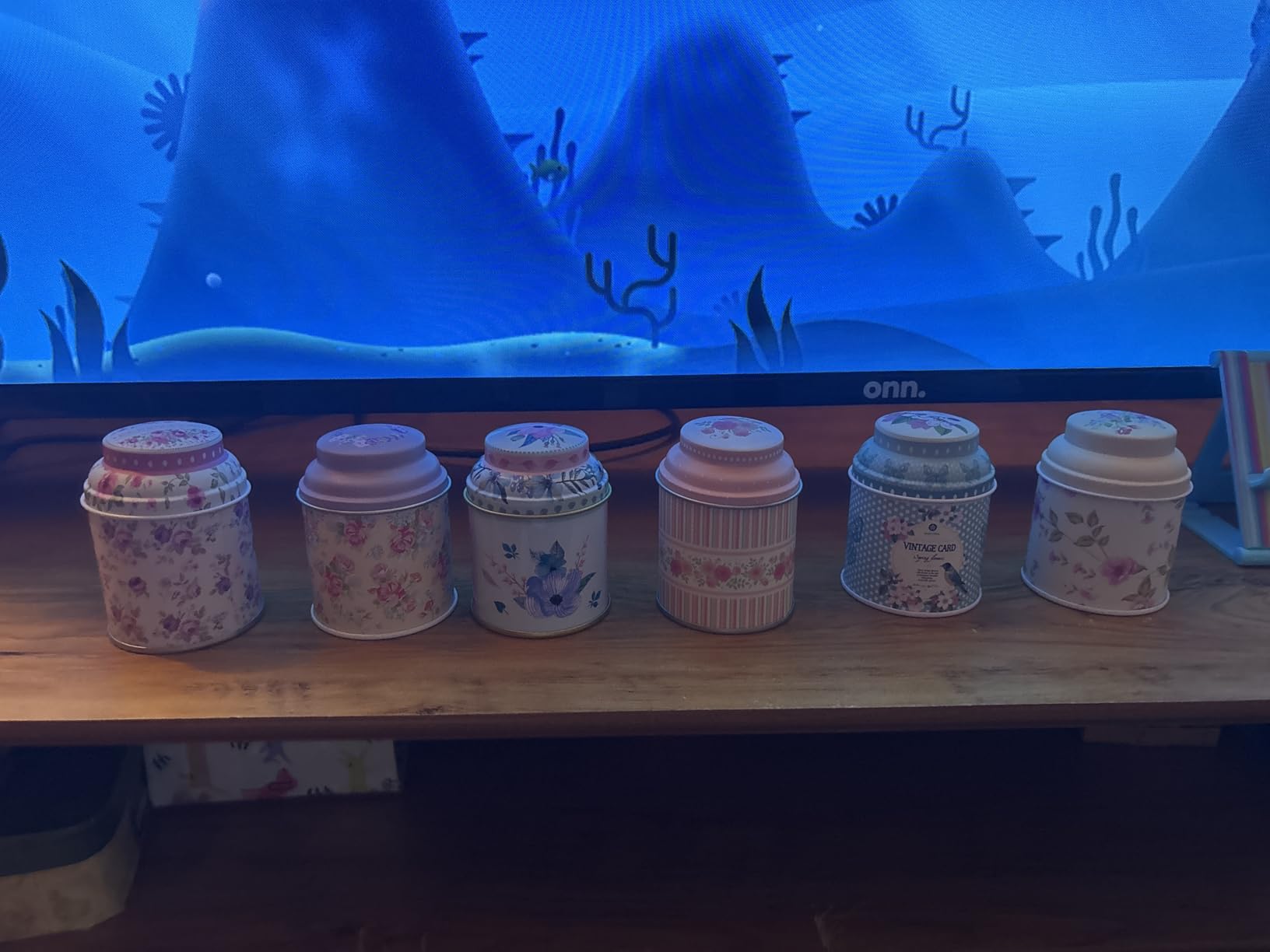 TooGet Tea Tin Canisters 6Pcs - Loose Leaf Tea Storage Small Empty Tins Vintage Round Airtight Storage Tin Containers with Lids, Tinplate customer photo 2