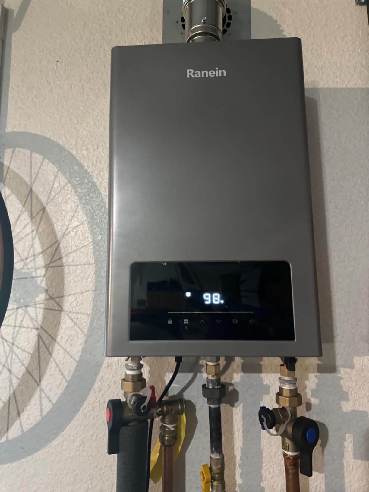 Ranein Natural Gas Tankless Water Heater, 8.5 GPM, 190,000 BTU, Indoor | Endless hot water for large home, 4-6 water points, anti-freeze, LED, wall mount, high flow, energy saving, for bathroom customer photo 1