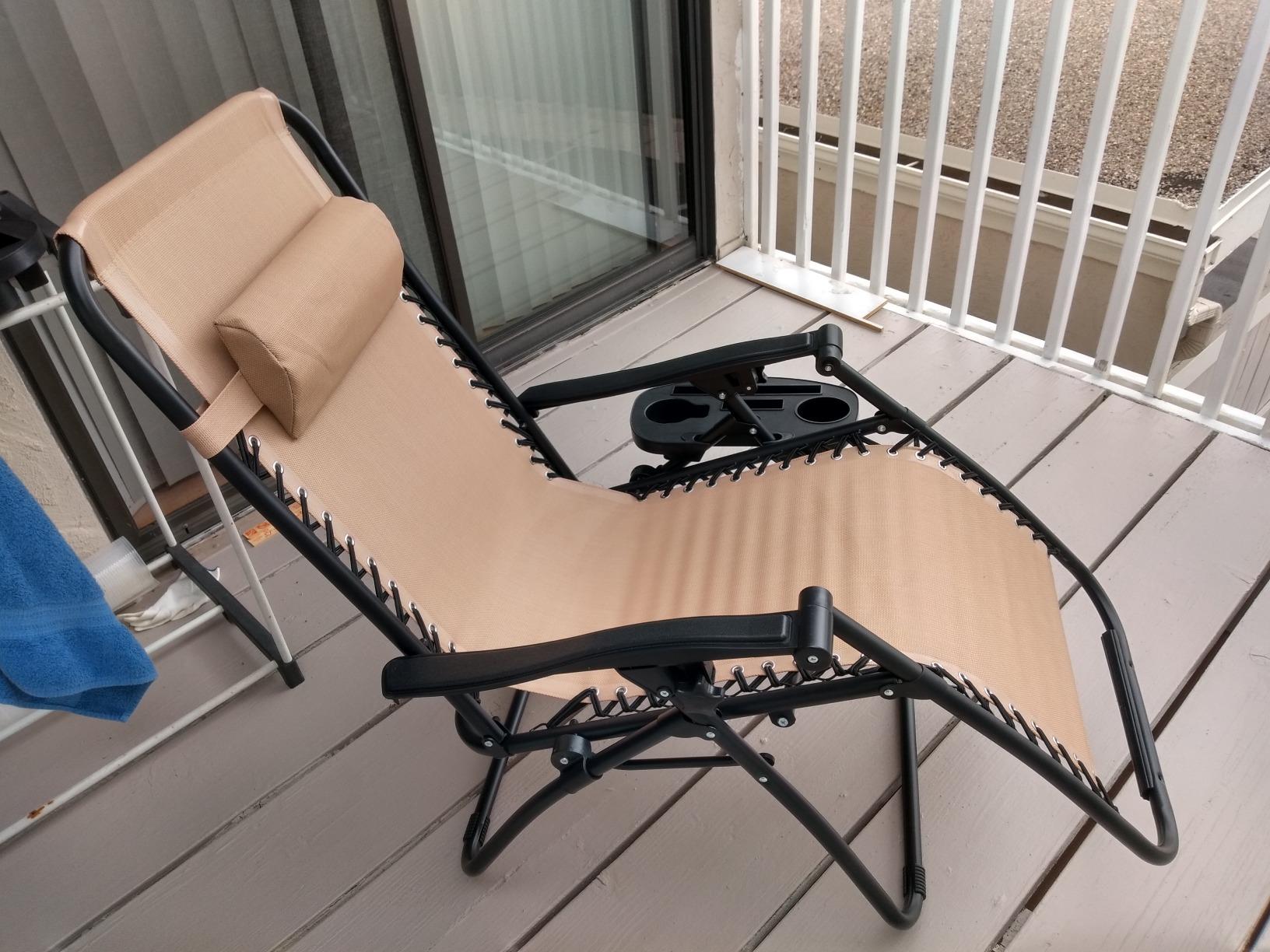 Devoko Padded Zero Gravity Chair, Foldable Anti Gravity Recliner for Patio with Cup Holder, Heavy Duty Folding Lawn Chair for Camping Outdoor, Supports 350 LBS, Blue customer photo 2