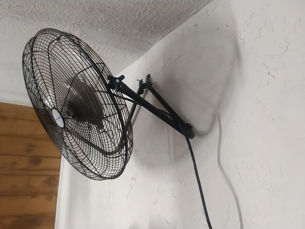 BILT HARD 20 Inch Heavy Duty Floor Fan - 4650 CFM High Velocity, 3-Speed with Wall-Mounting System, Industrial Shop Fan for Commercial, Garage, and Greenhouse customer photo 2