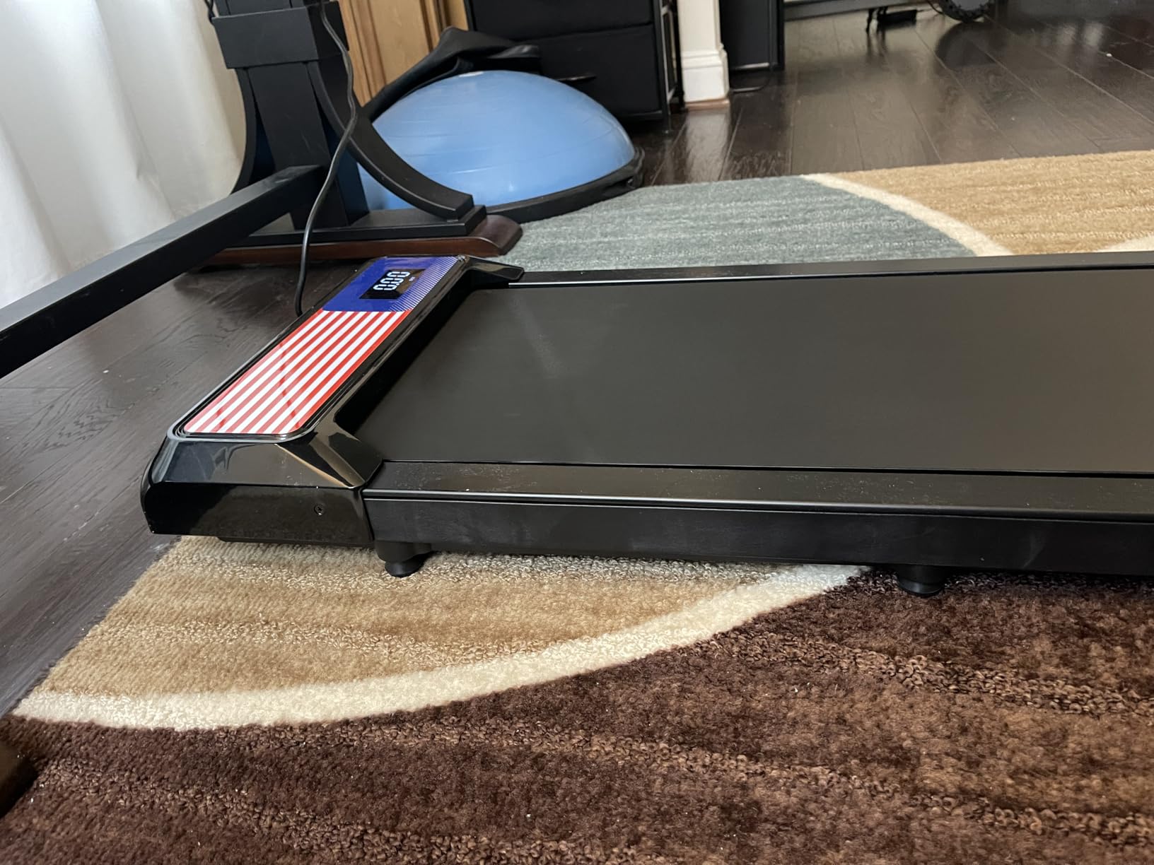 HOELLL Walking Treadmill Pad with 5% Adjustable Incline and APP Sync, Small Compact Under Desk Treadmills for Home and Office with Remote Control and LED Display, 2.5HP customer photo 2
