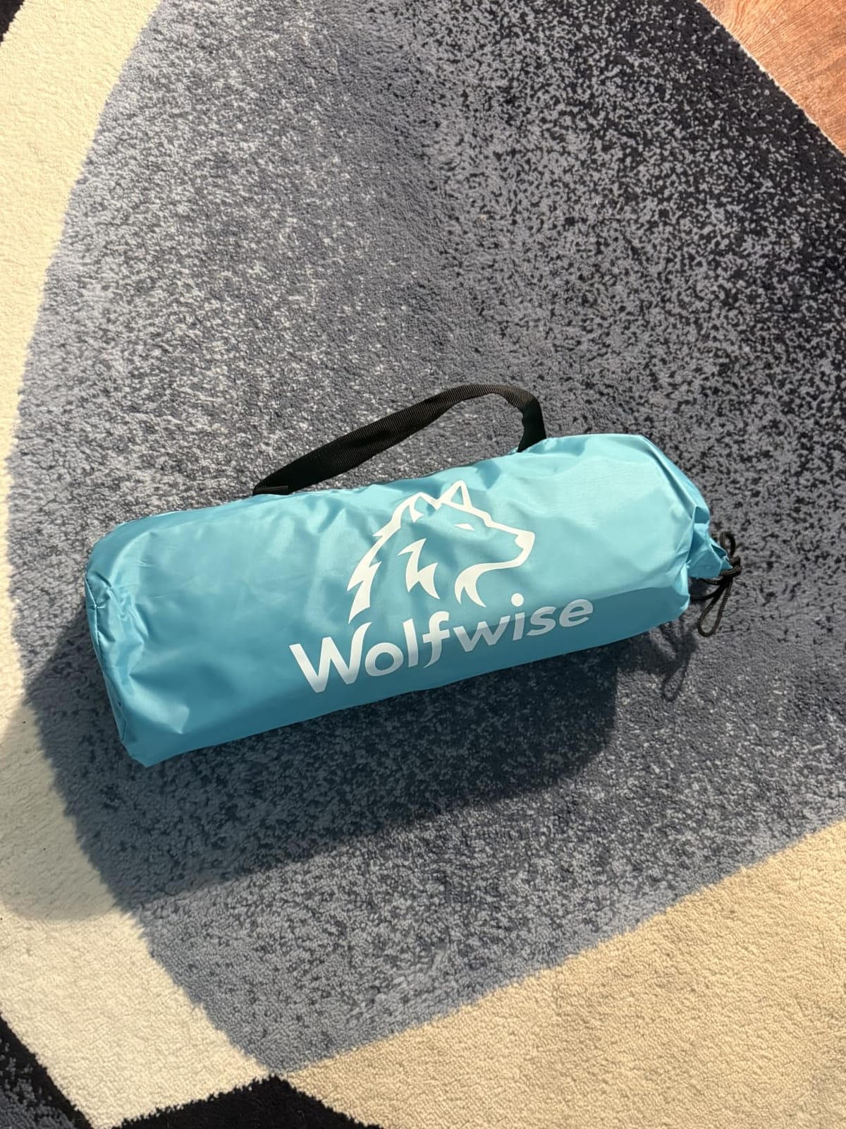Wolfwise Portable Beach Tent Sun Shelter, Large Spacious Sun Shade for 3-4 Person, UPF 50+ UV Protection, Extendable Floor for Privacy, 3 Ventilated Mesh Windows, Carrying Bag, 95 x 65 x 55 in, Sky Blue customer photo 2