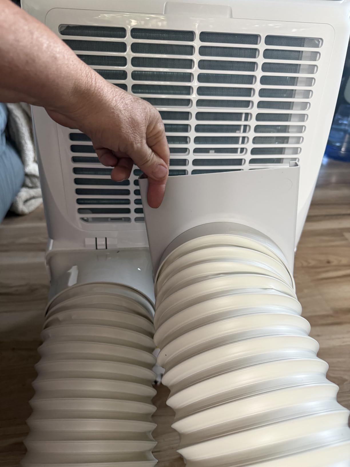 16,000 BTU Inverter Dual Hose Portable Air Conditioner for Rooms | 40 dB Operation and WiFi, App and Voice Control Support Convenient Everyday Use customer photo 1