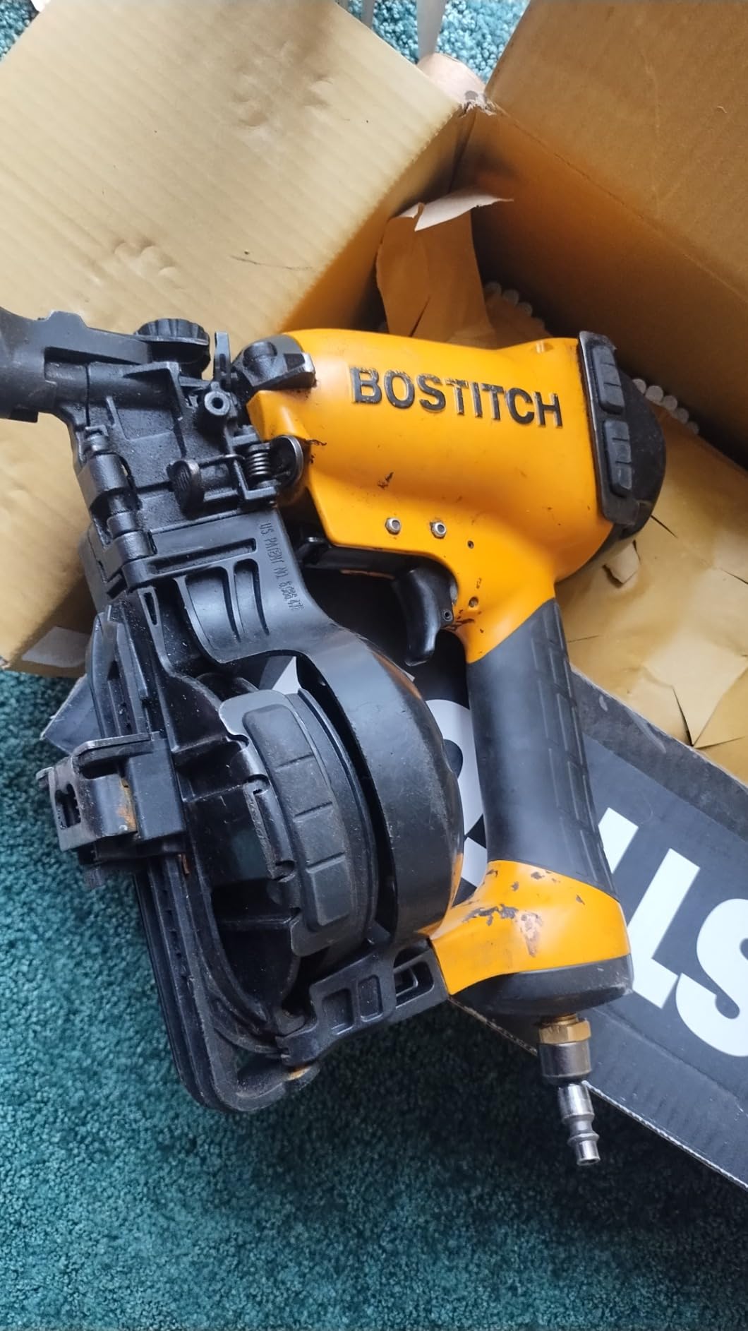 BOSTITCH Coil Roofing Nailer, Roofing Nail Gun, Fast Reloading, 3/4-Inch to 1-3/4-Inch (RN46) customer photo 1