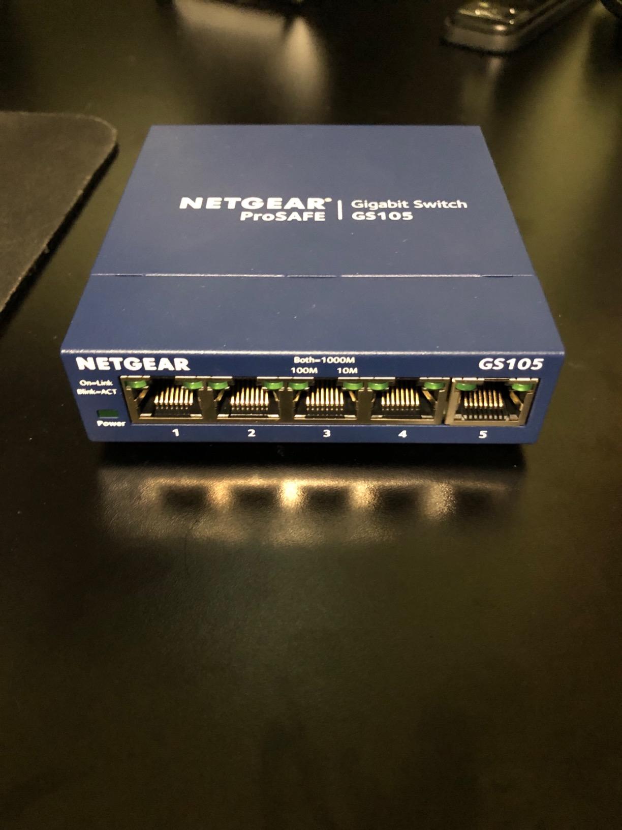 NETGEAR 5-Port Gigabit Ethernet Unmanaged Network Switch (GS105NA) customer photo 2
