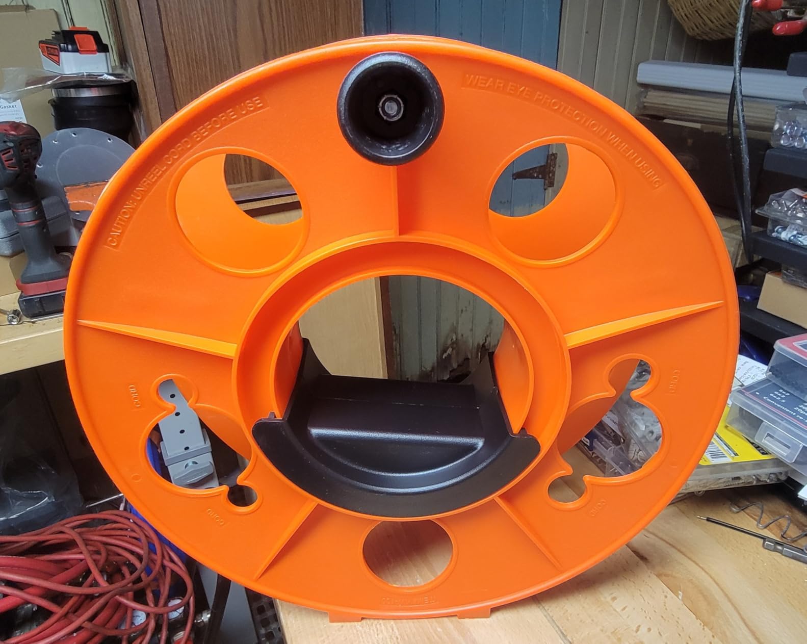 Bayco KW-130 Cord Storage Reel with Center Spin Handle, 150-Feet customer photo 1