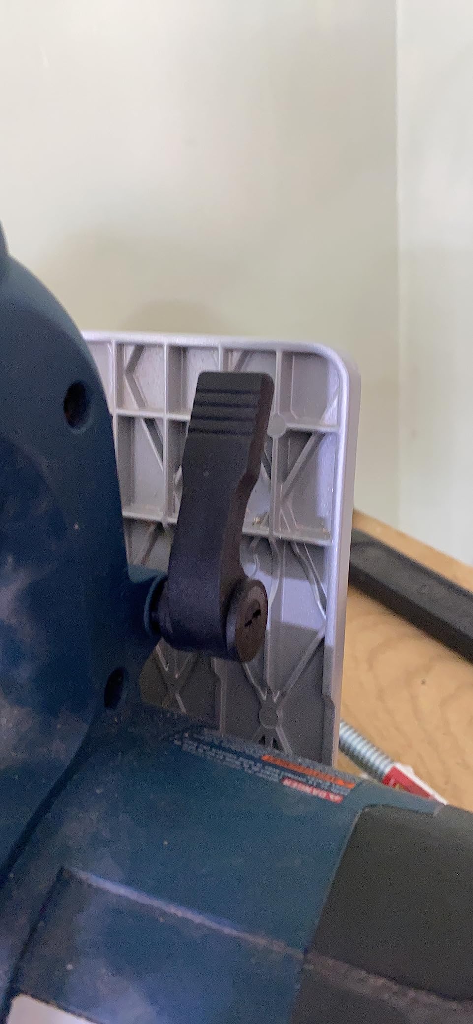 Bosch CS10 7-1/4 In. Circular Saw customer photo 2