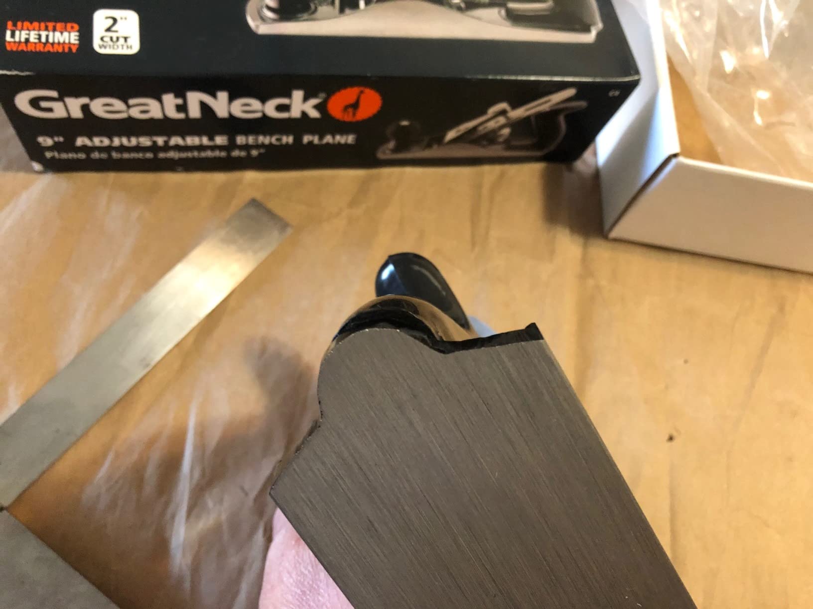 GreatNeck C4 Bench Hand Plane (9 Inch), 2 Inch Cutter, Adjustable to Control the Blade, Cast Iron Body, Quality Plastic Ergonomic Handles customer photo 2