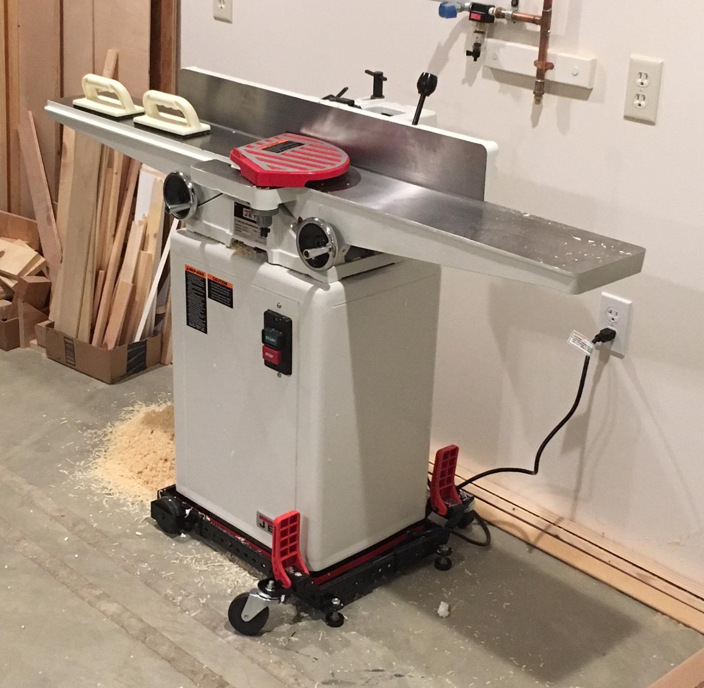 JET 6-Inch Long Bed Jointer, Straight Knife Cutterhead, 1 HP, 115/230V 1Ph (JJ-6CSDX) customer photo 2