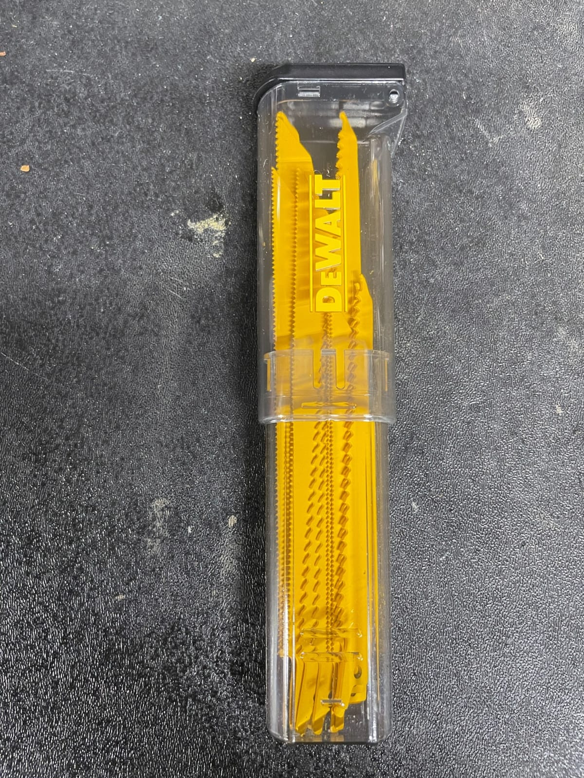 DEWALT Reciprocating Saw Blade Set for Metal Wood Iron, 12 Piece Bi-Metal Increased Durability Blades, with Storage Case (DW4892) customer photo 1