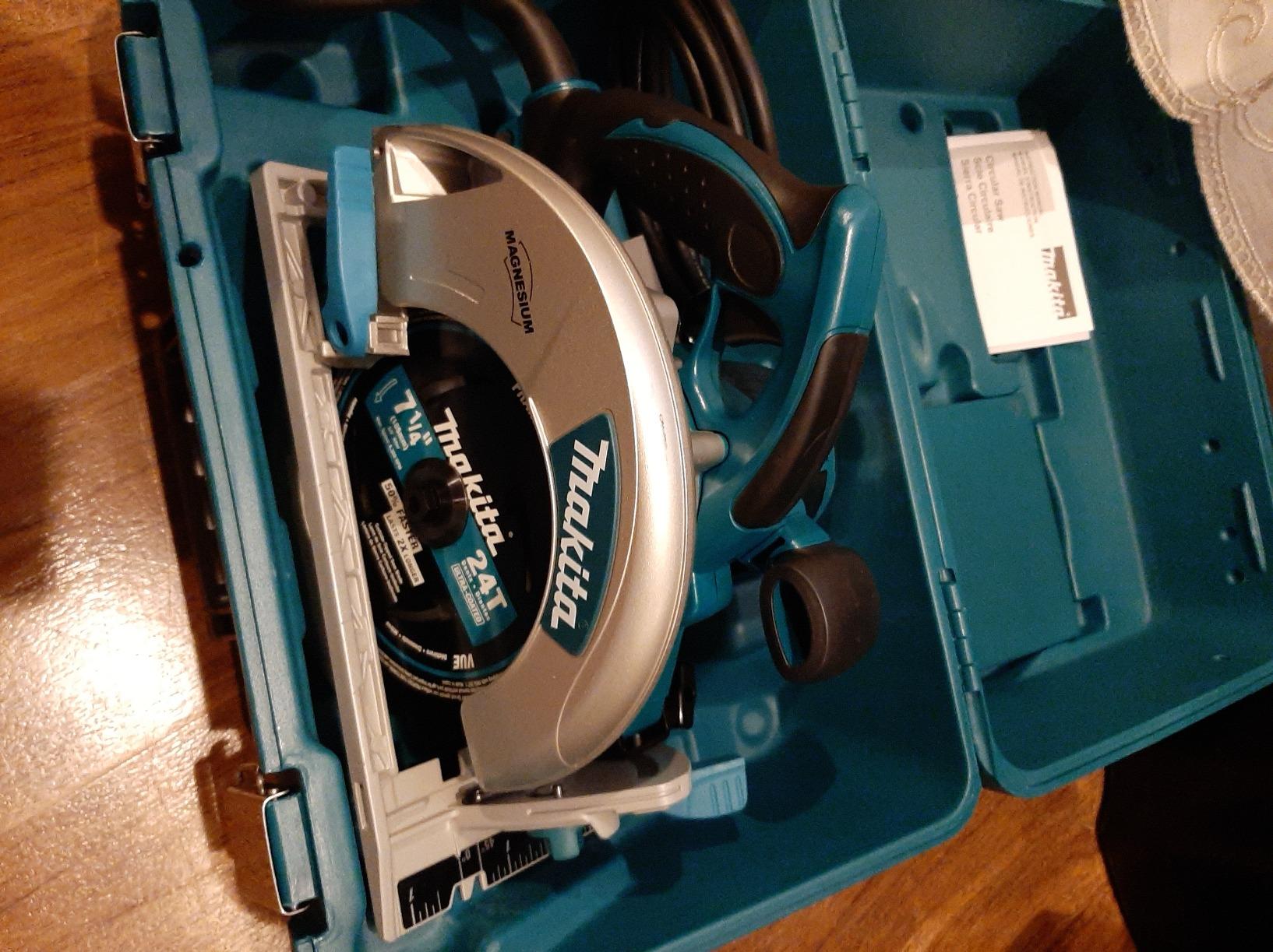 Makita 5007Mg Magnesium 7-1/4-Inch Circular Saw customer photo 2