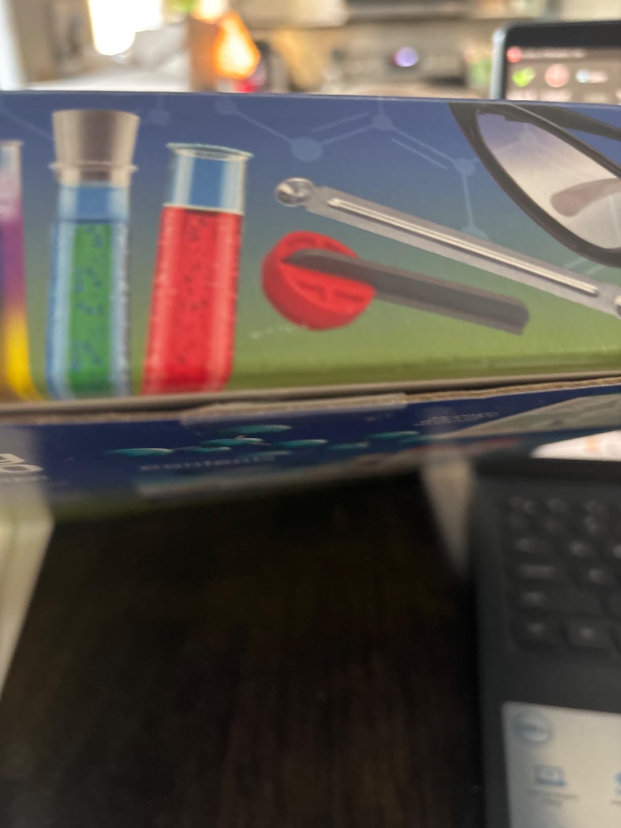 Thames & Kosmos Chemistry Chem C500 Science Kit with 28 Guided Experiments 48 Page Science Guide Parents’ Choice Silver Award Winner, 13.1