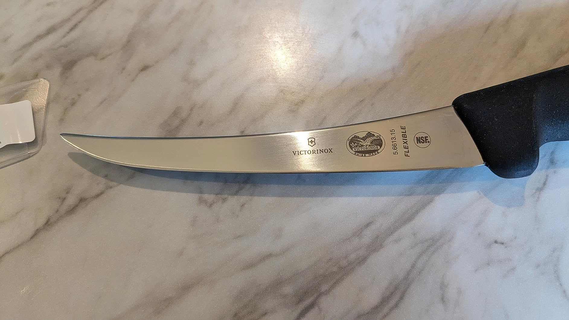 Victorinox Fibrox 6-In Curved Boning & Fillet Knife, Flexible Steel Blade customer photo 2