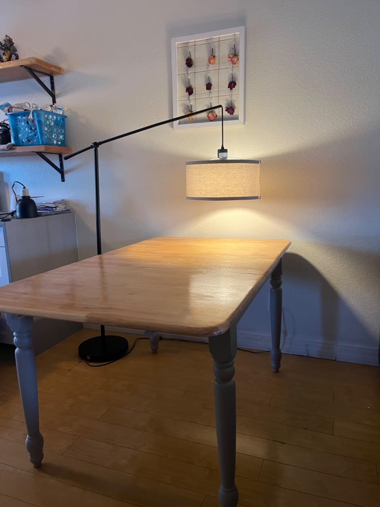 Minwax PolyShades Wood Stain + Polyurethane Finish – ½ Pint, Classic Oak, Satin customer photo 2