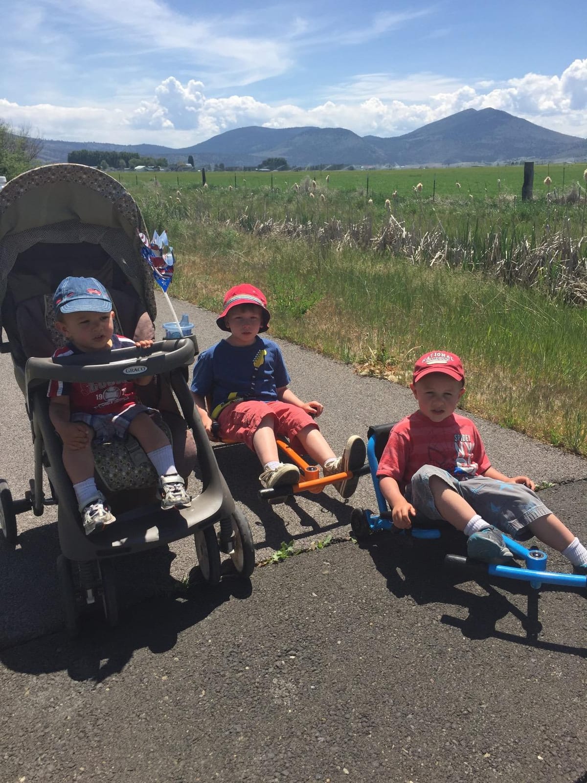 Ezyroller Classic Ride On Toy for Kids Ages 3-12+, Ideal Weight 35-100 lbs customer photo 1