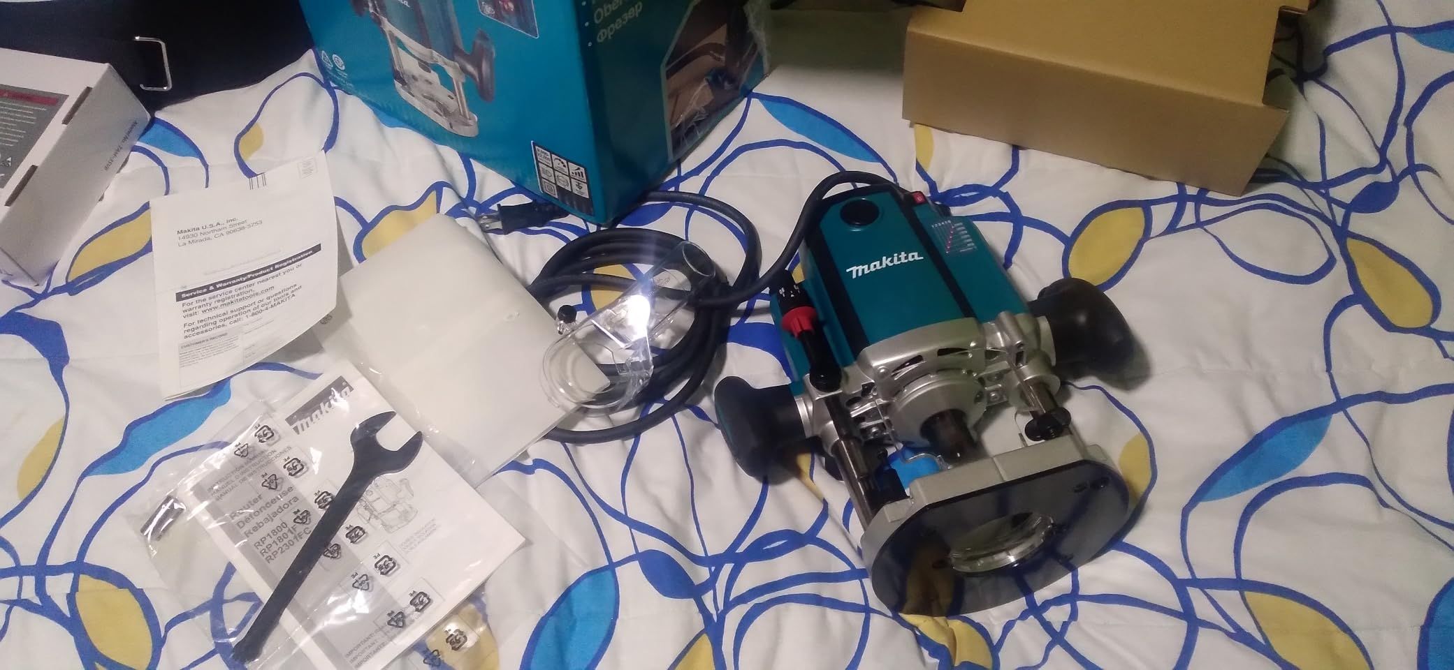 Makita RP2301FC 3-1/4 HP* Plunge Router, with Variable Speed customer photo 1