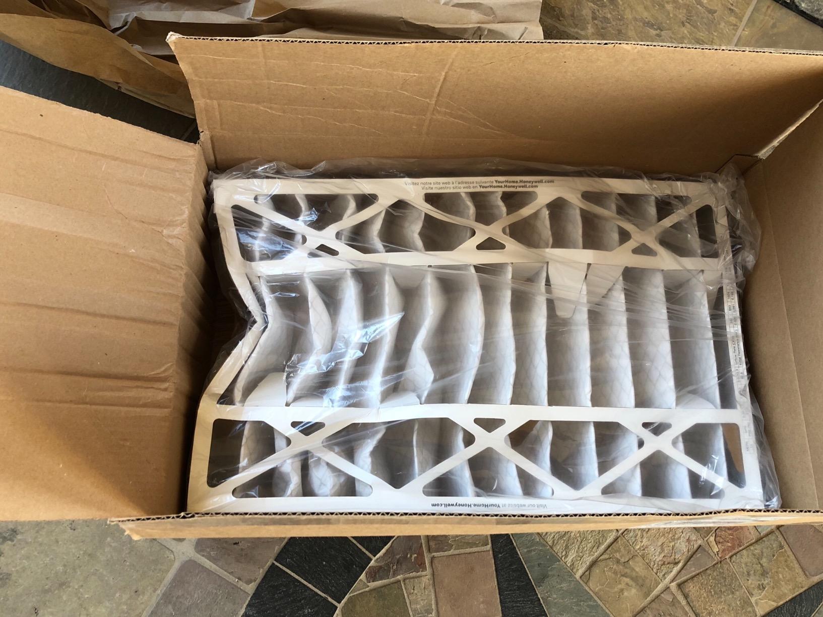 Honeywell FC100A1029 16 x 25 x 4 Media Air Filter (MERV 11) customer photo 1