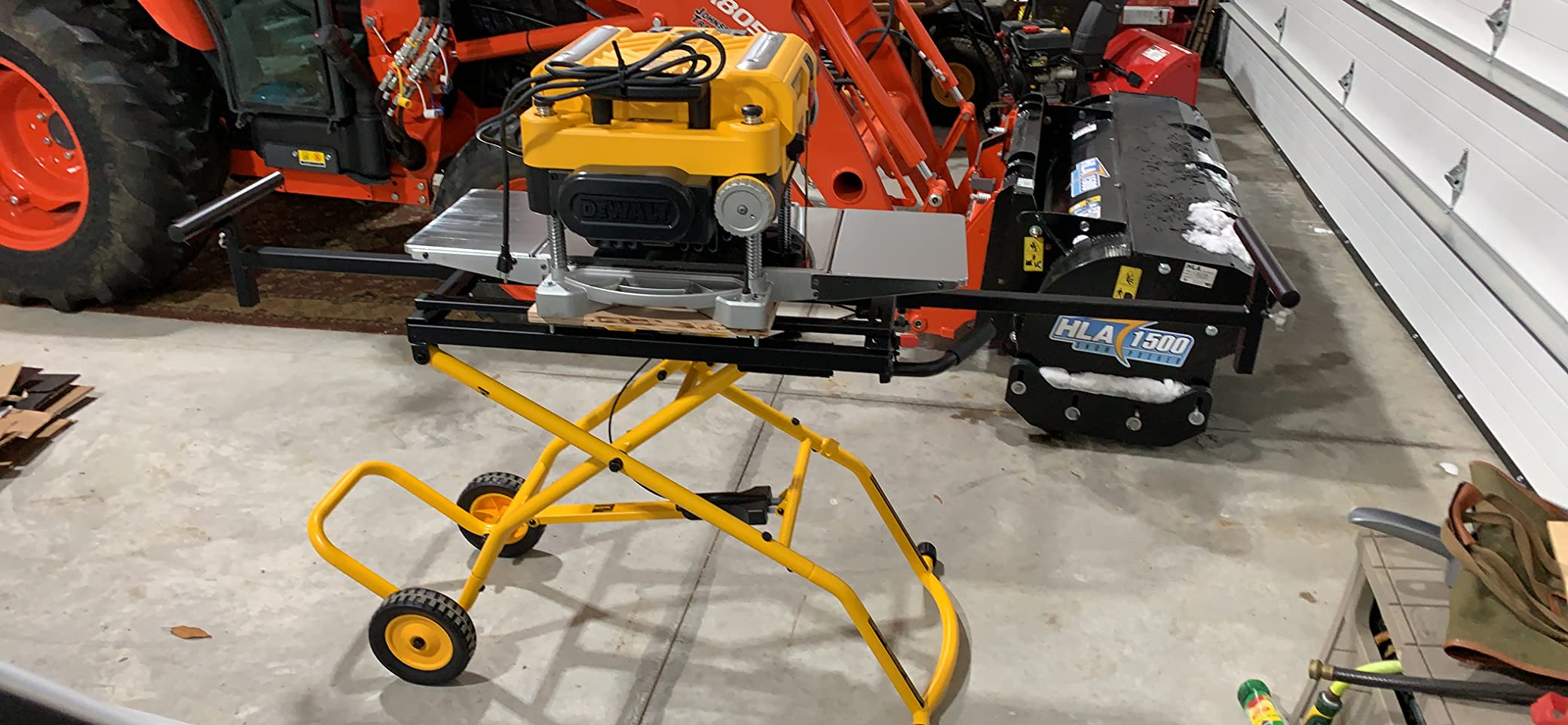 DEWALT Miter Saw Stand With Wheels, 32-1/2 in. x 60 in Foldable Rollling Stand, Adjustable Height, Durable Steel, 8 ft. Material Support, Universal Mounting Rails (DWX726) customer photo 2