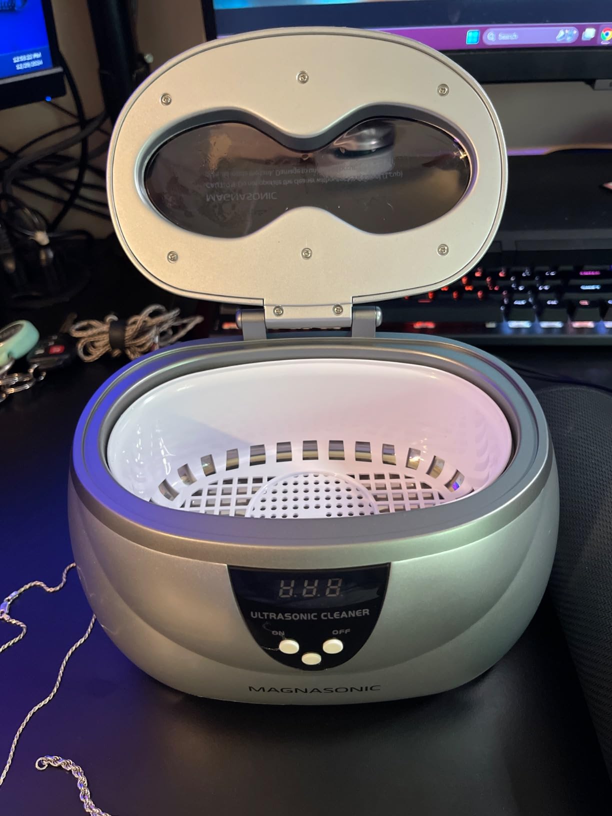 Magnasonic Ultrasonic Cleaner - 20oz Stainless Steel Tank, Digital Timer, 5 Cleaning Modes, Ultrasonic Jewelry Cleaner for All Jewelry, Eyeglasses, Watches, Dentures, Retainers & More customer photo 2