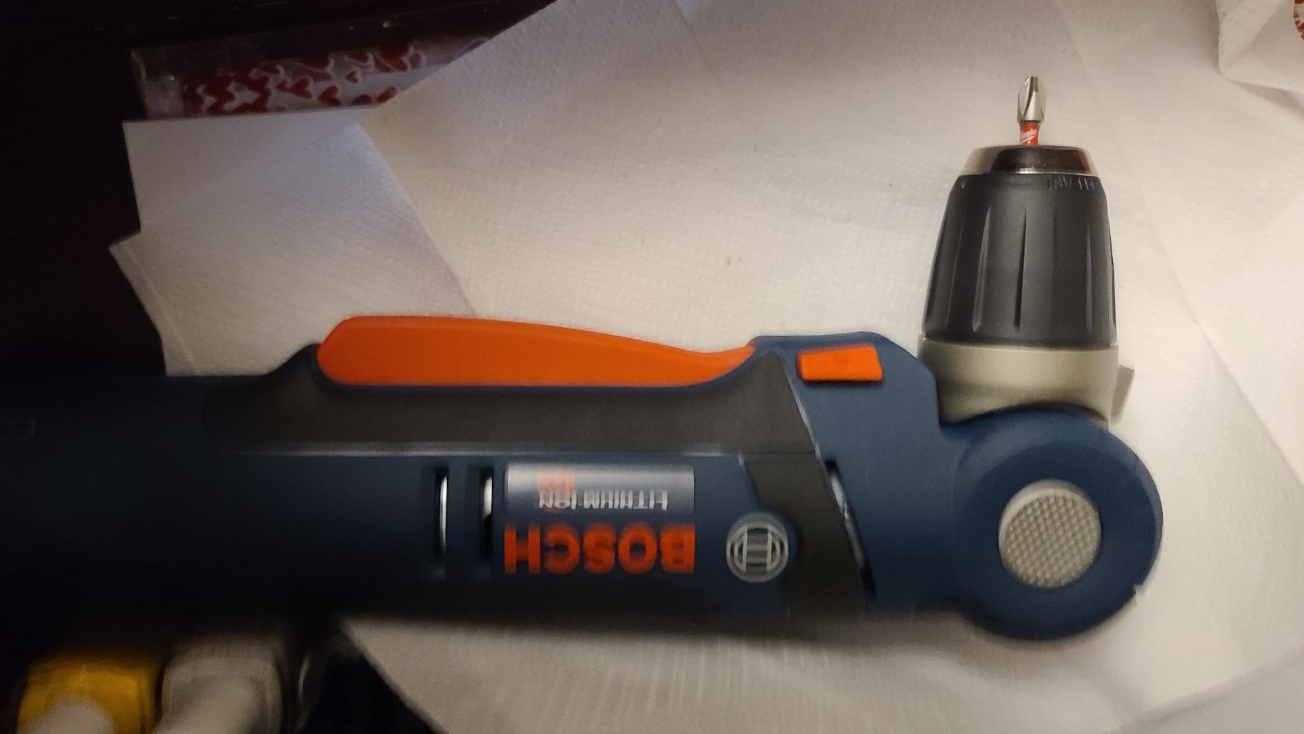 BOSCH PS11-102 12V Max 3/8 In. Right Angle Drill/Driver Kit with 2.0Ah Lithium Ion Battery customer photo 2