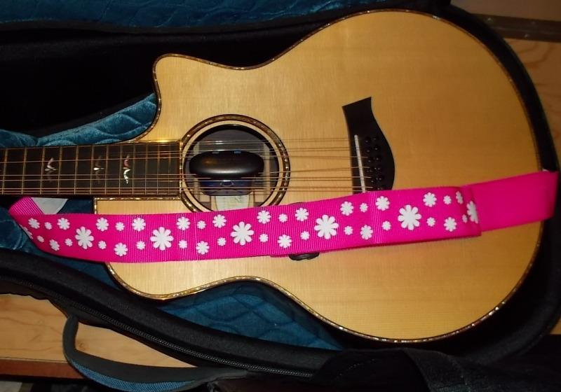 MusicNomad Humitar Acoustic Guitar Humidifier (MN300) customer photo 2