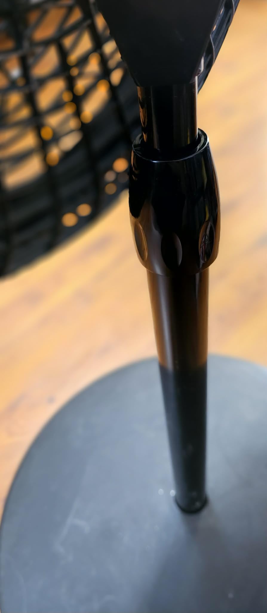 Lasko Adjustable Pedestal Fan - 18” - 1827 - Black customer photo 2