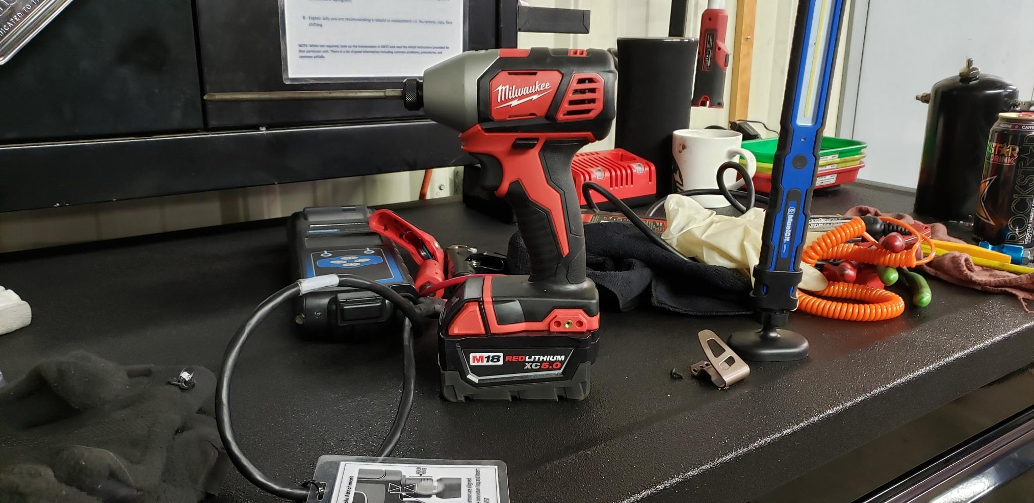 Milwaukee 2656-20 M18 18V 1/4 Inch Lithium Ion Hex Impact Driver with 1,500 Inch Pounds of Torque and LED Lighting Array (Battery Not Included, Power Tool Only) customer photo 1