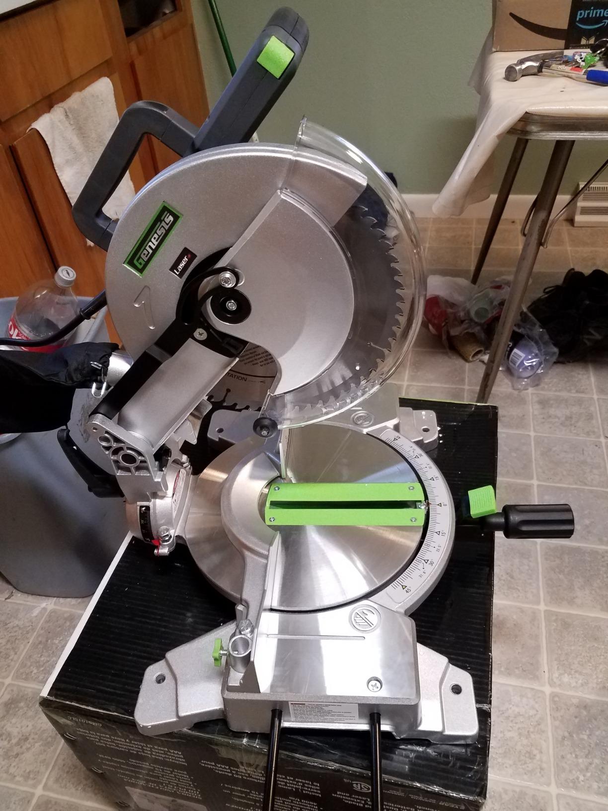 Genesis GMS1015LC 15-Amp 10-Inch Compound Miter Saw with Laser Guide and 9 Positive Miter Stops , Gray customer photo 2