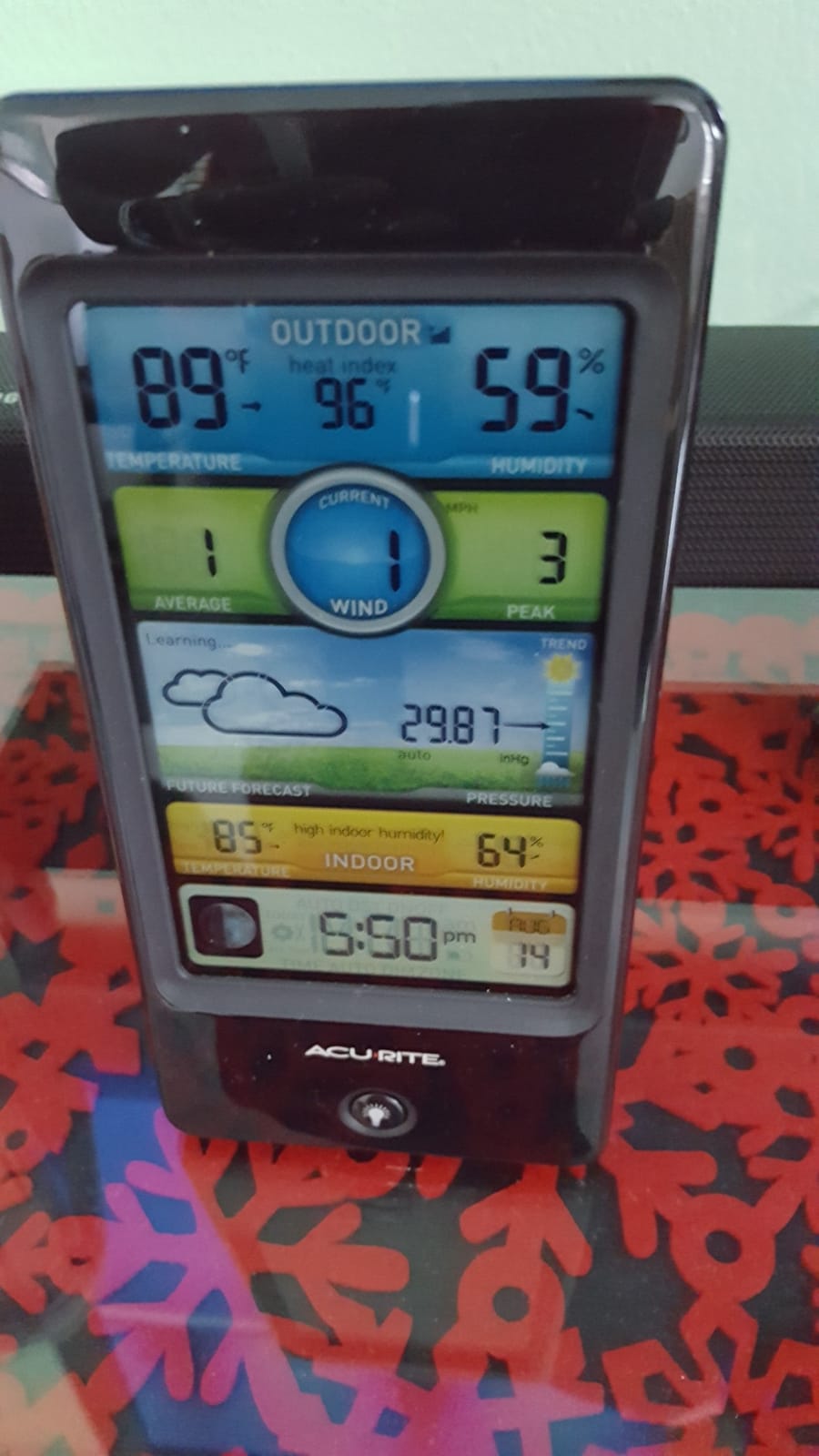 AcuRite Notos (01604A2) Pro Weather Station with Color Digital Display customer photo 1