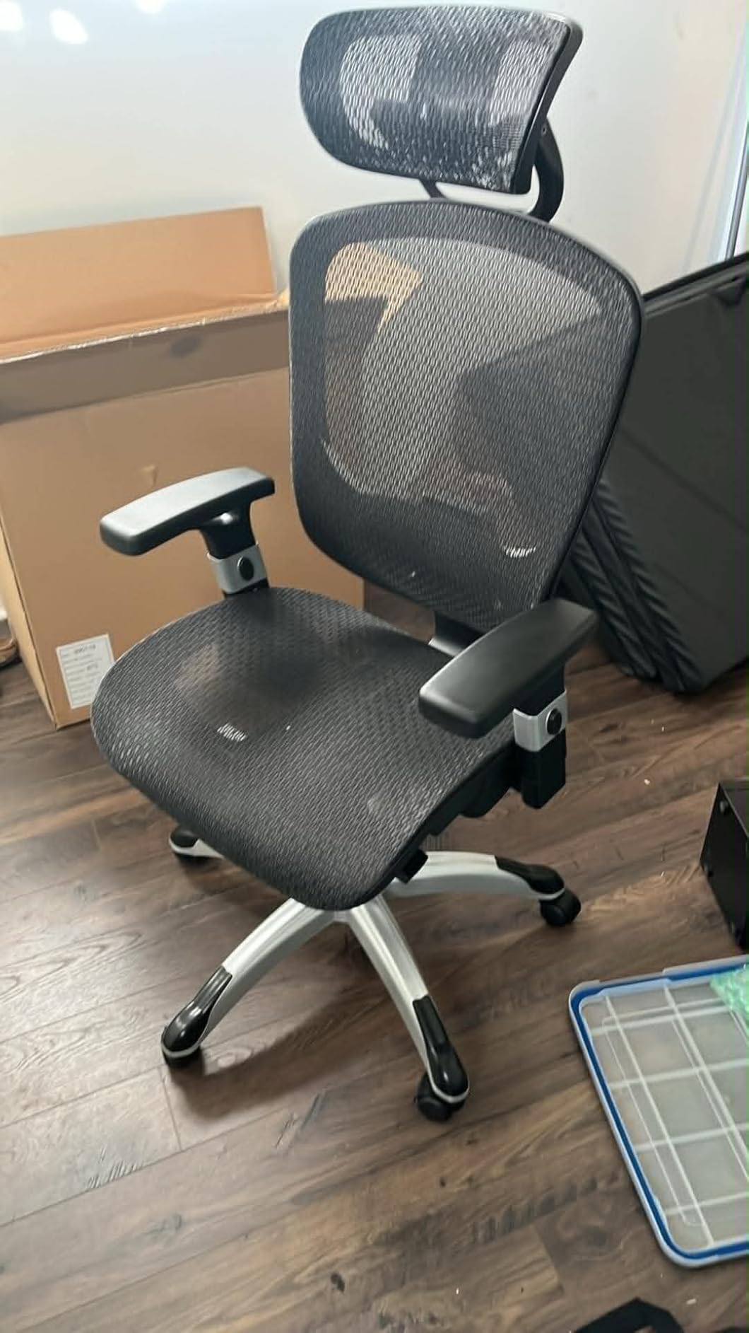 Staples Hyken Ergonomic Mesh Task Chair, Lumbar Support, Swivel, Black customer photo 2