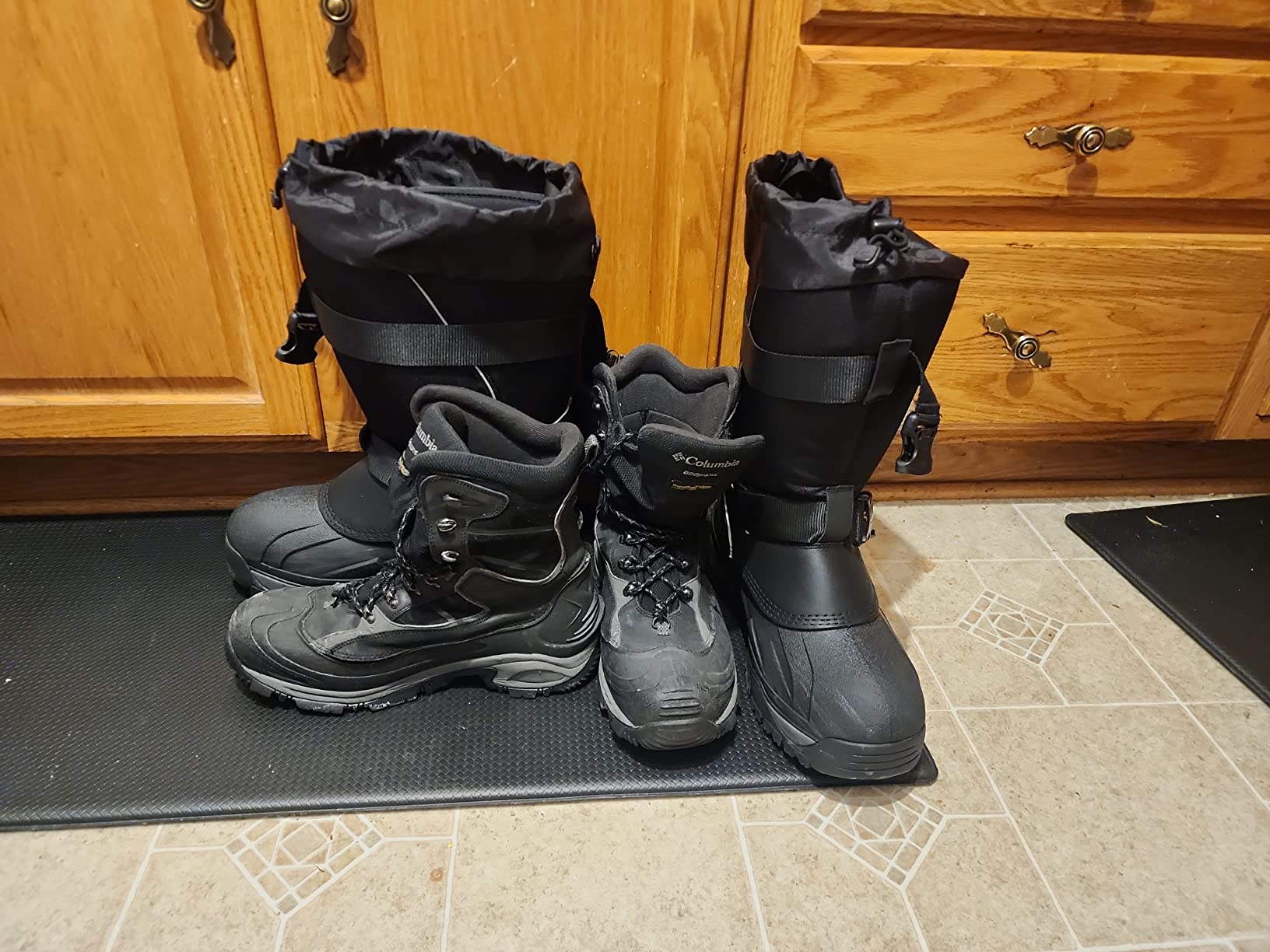 Baffin Impact Men's Boots, Mid-calf Height, for Extreme Cold weather, Snow and/or Ice-covered environments, Snowshoe Compatible customer photo 1