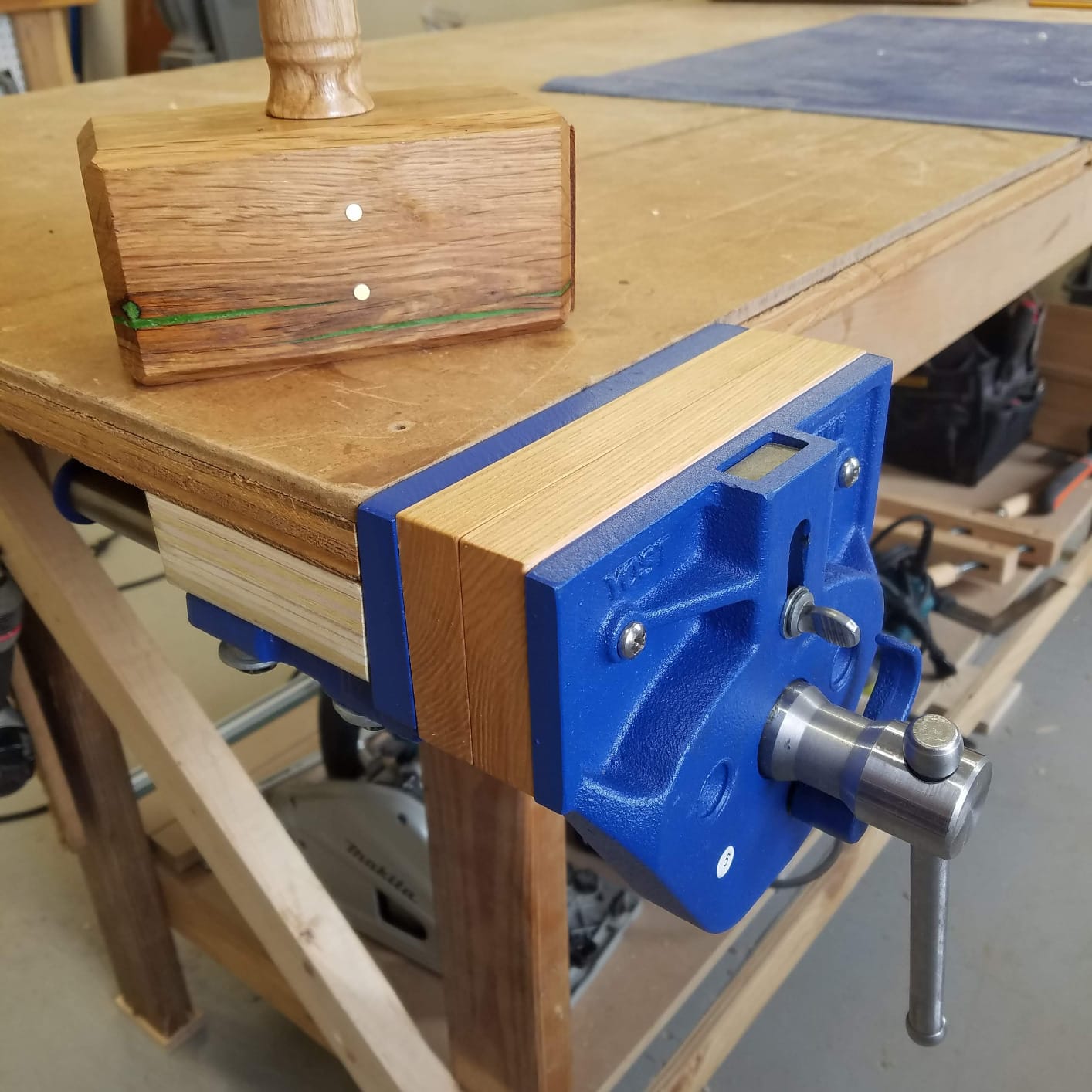 Yost Vises M7WW Rapid Action Woodworking Vise | Quick Release Lever for Quick Adjustments | 7 Inch Jaw Width | Made with Heavy-Duty Cast Iron | Blue customer photo 2