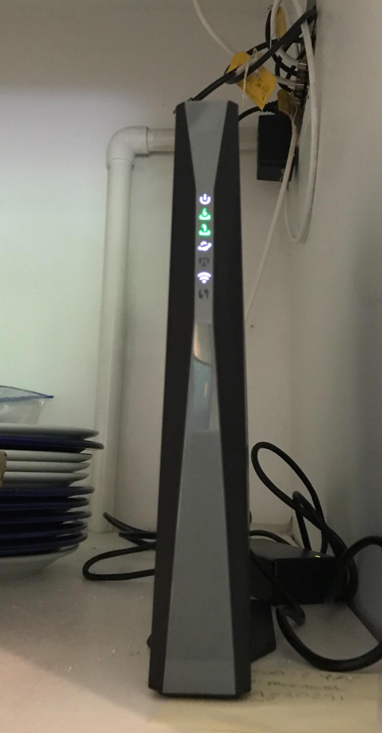 TP-Link 16x4 AC1750 Wi-Fi Cable Modem Router | Gateway | 680Mbps DOCSIS 3.0 - Certified for Comcast XFINITY, Spectrum, Cox and More (Archer CR700) customer photo 1