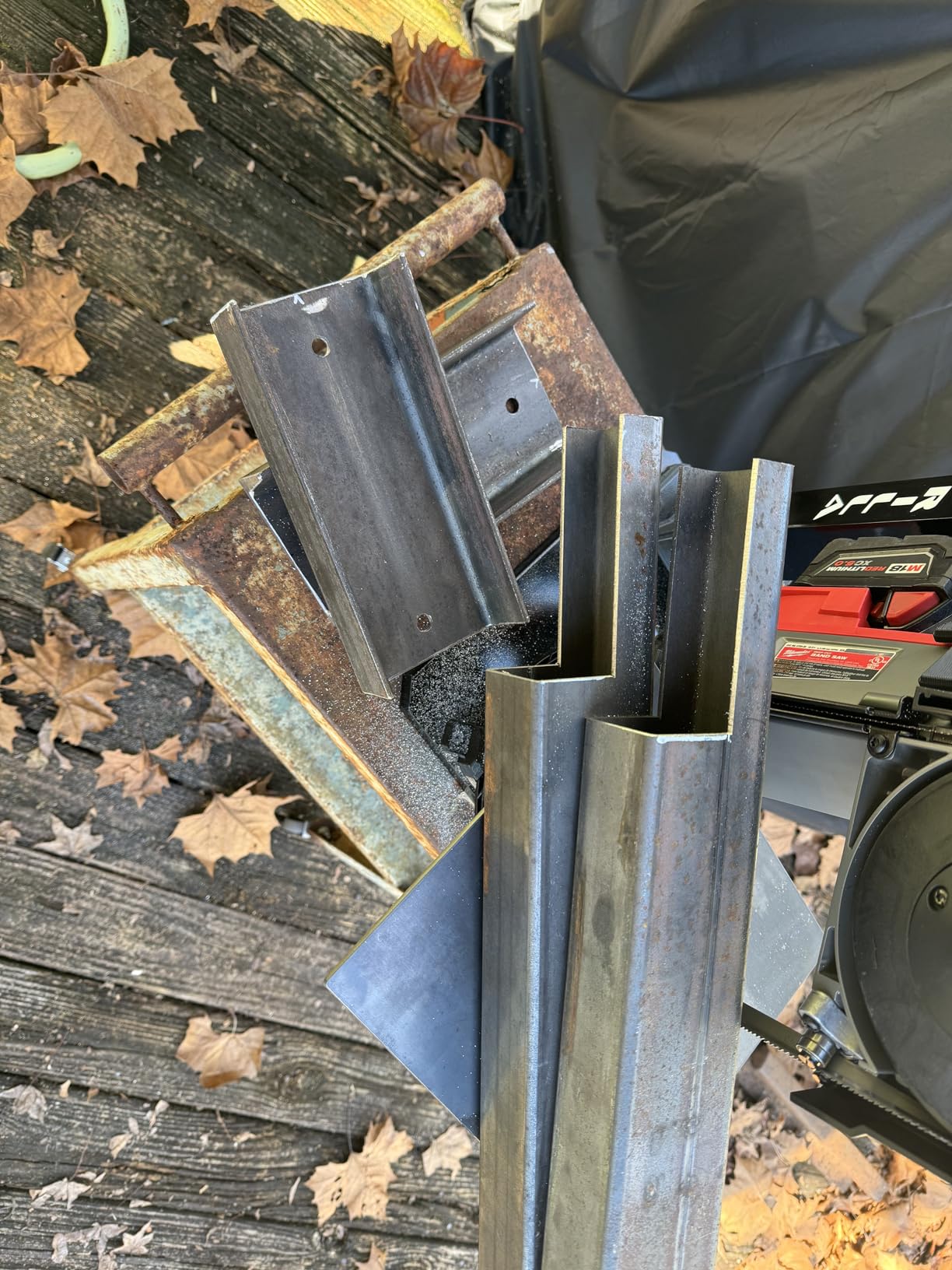 Milwaukee 2729-20 M18 FUEL Cordless Lithium-Ion Deep Cut Band Saw (Tool Only) customer photo 2