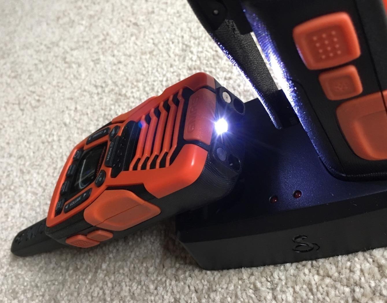 Cobra ACXT1035R FLT Floating Walkie Talkies, Waterproof, Rechargeable customer photo 2