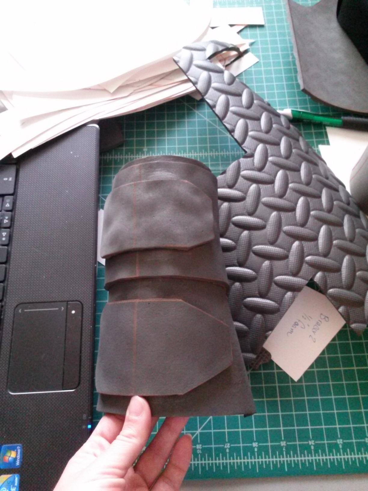 Performance Tool W88981 Large EVA Foam Anti-Fatigue Grip Mat Roll customer photo 1
