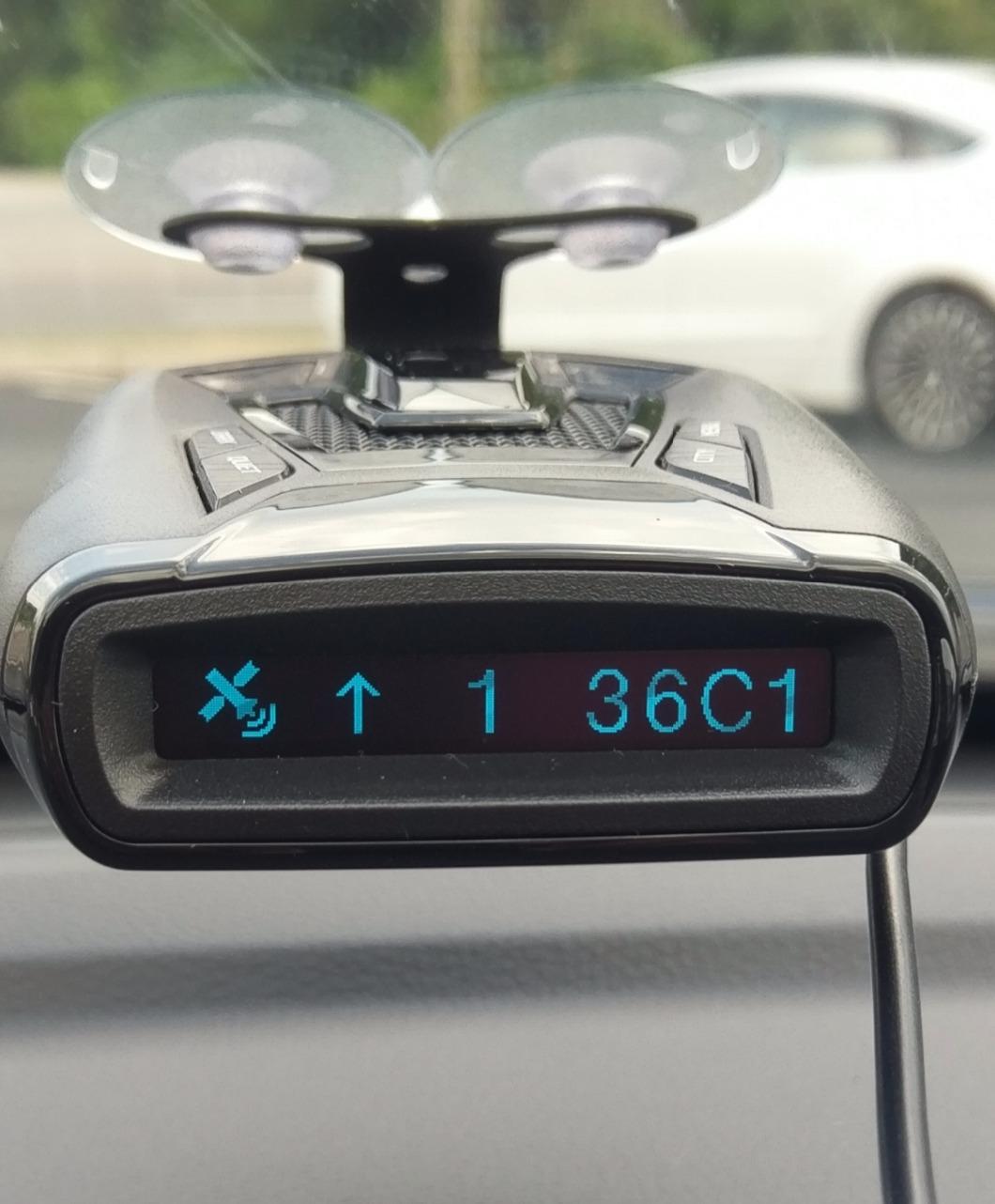 Whistler CR93 High Performance Laser Radar Detector: 360 Degree Protection, Bilingual Voice Alerts, and Internal GPS , Black customer photo 1