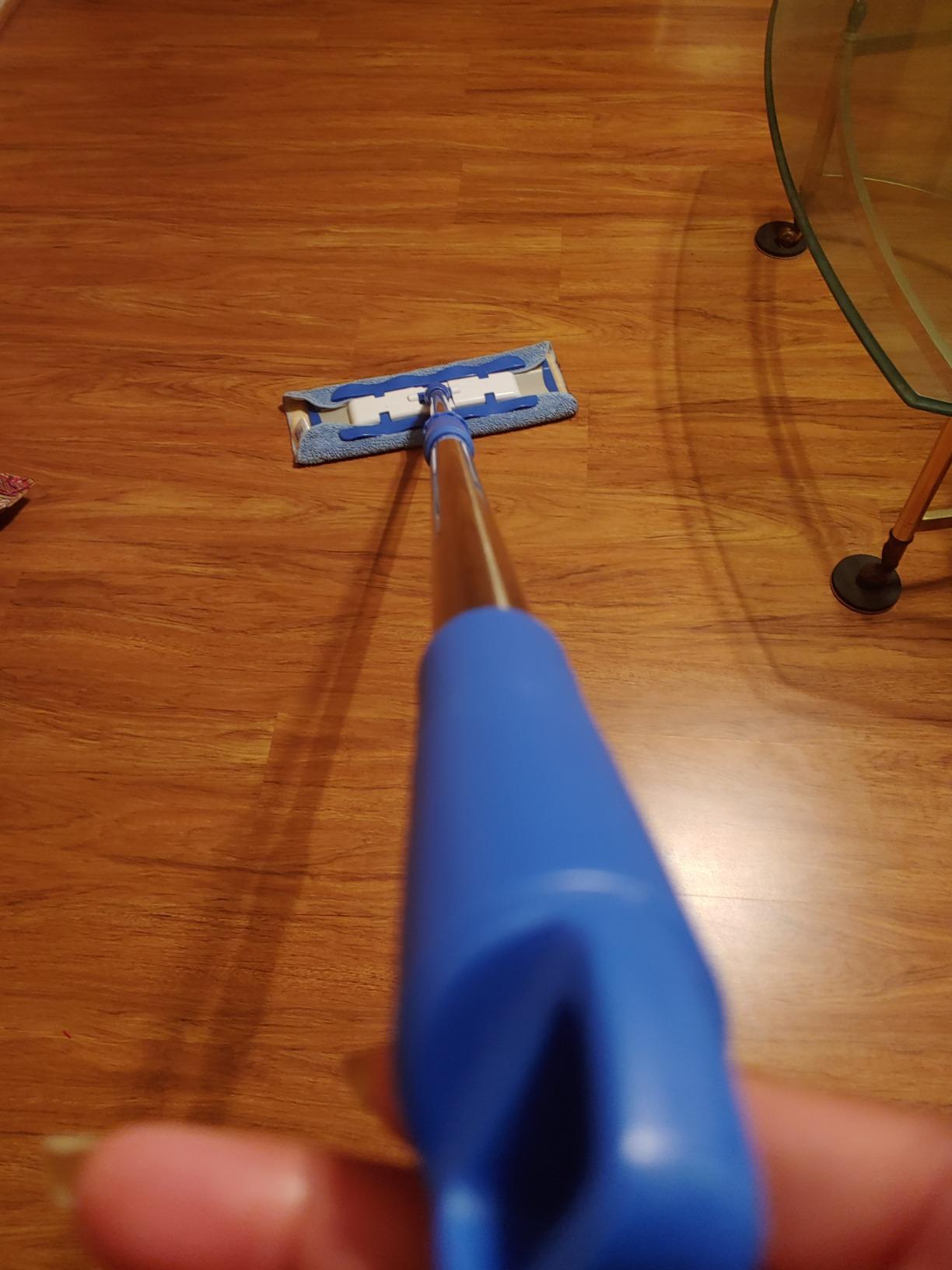 MR.SIGA Professional Microfiber Mop for Hardwood, Laminate Floor Cleaning customer photo 2