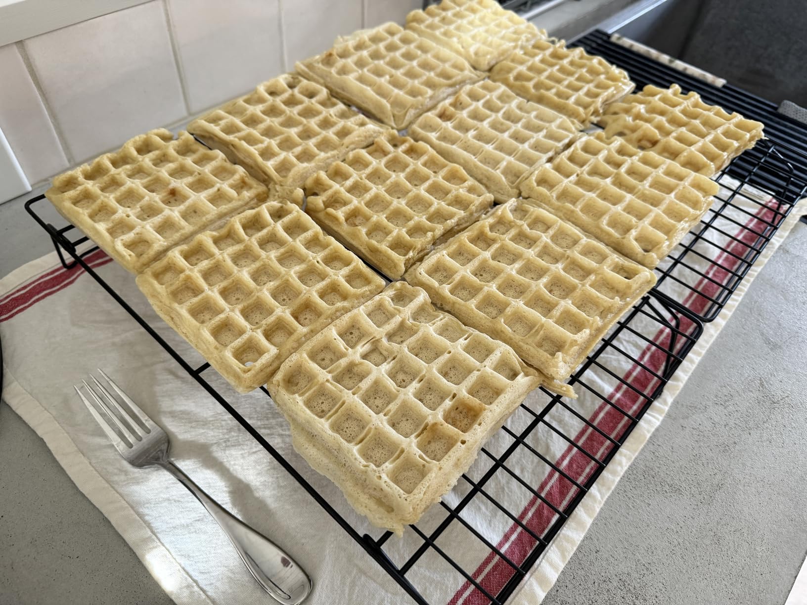 KRUPS 4-Slice Belgian Waffle Maker: Stainless Steel, 5 Browning Levels, Audible Ready Beep, Removable Plates, 1200W, Silver/Black, Large Waffle Maker Family Size, Great for Family Breakfasts customer photo 2