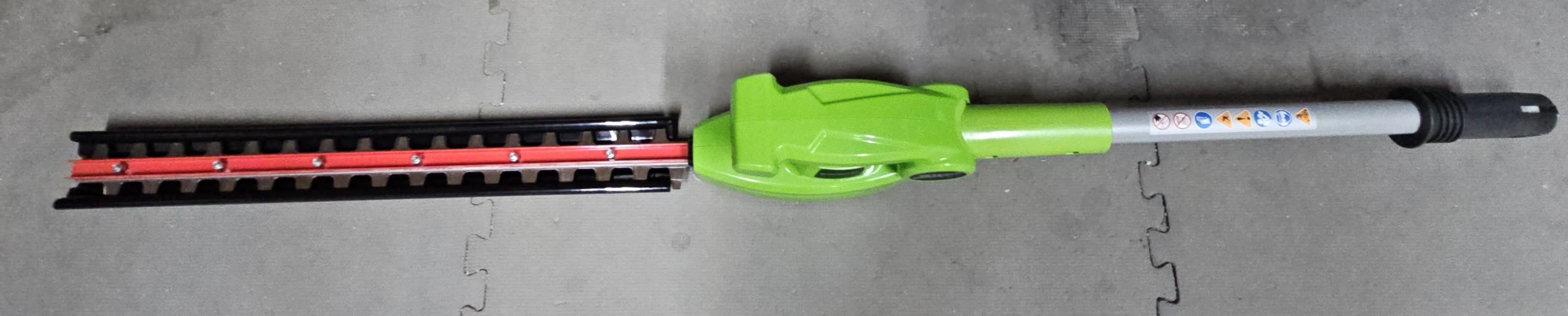 Greenworks 40V 8 in Pole Saw Hedge Trimmer Kit, 2.0 Ah Battery and Charger customer photo 1