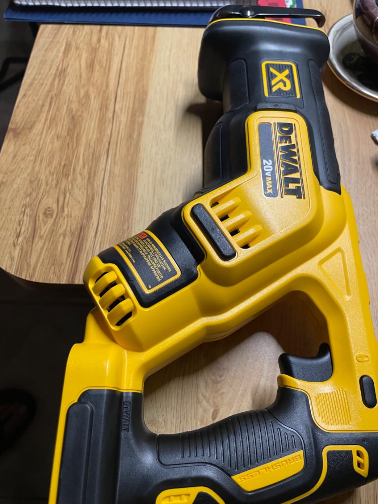 DEWALT 20V MAX XR Reciprocating Saw Cordless, Brushless, Compact,Variable Speed, Pivoting Head, LED Light, Tool Only (DCS367B) customer photo 2