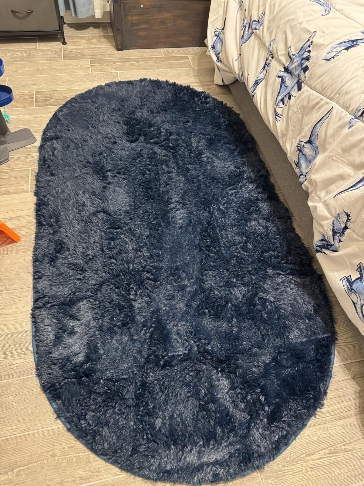 LOCHAS Bedroom Rug 2.6' x 5.3', Grey Fluffy Shaggy Area Rug for Kids Room customer photo 1