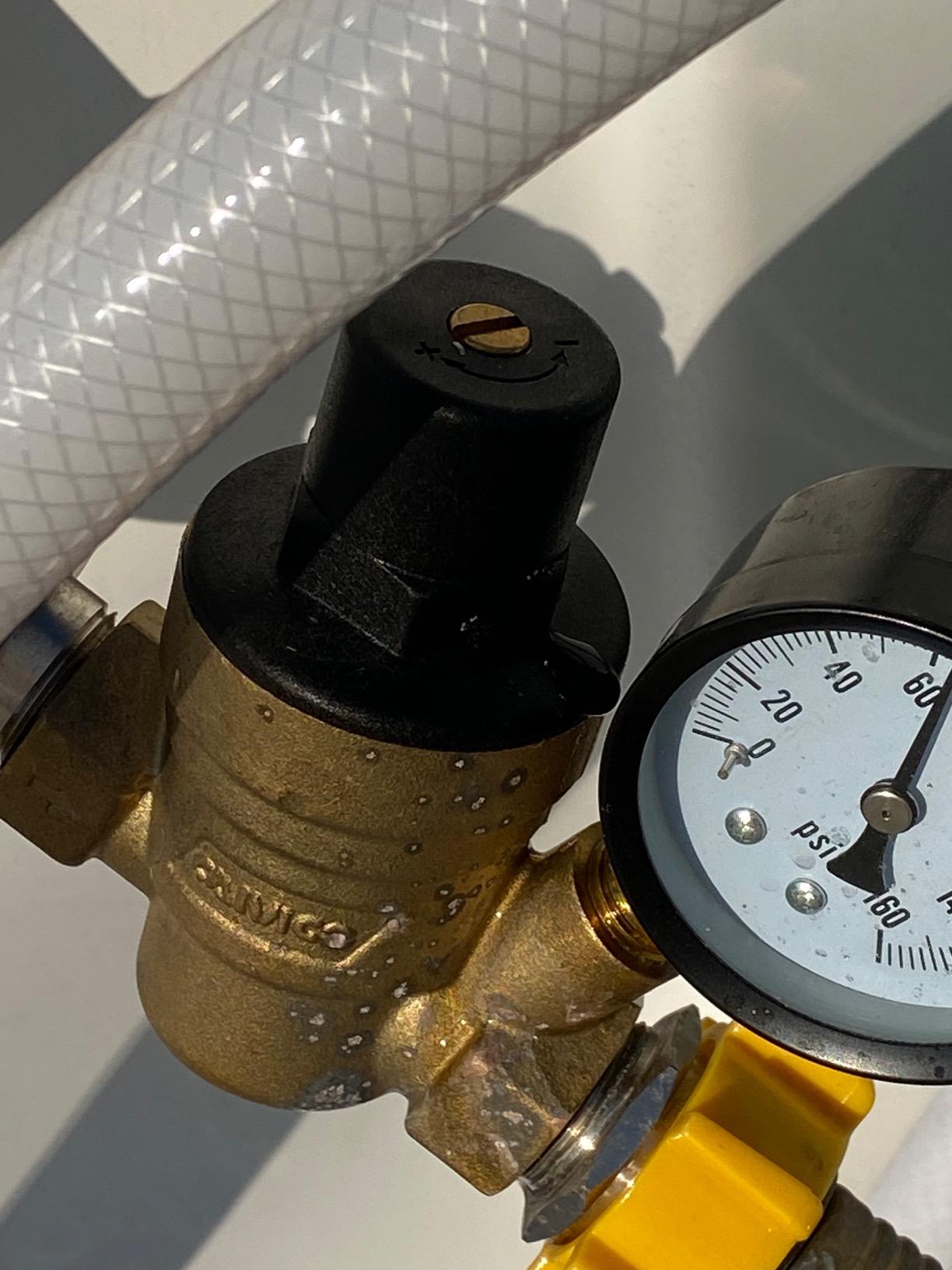 Camco Adjustable RV Water Pressure Regulator - Lead-Free Brass customer photo 2