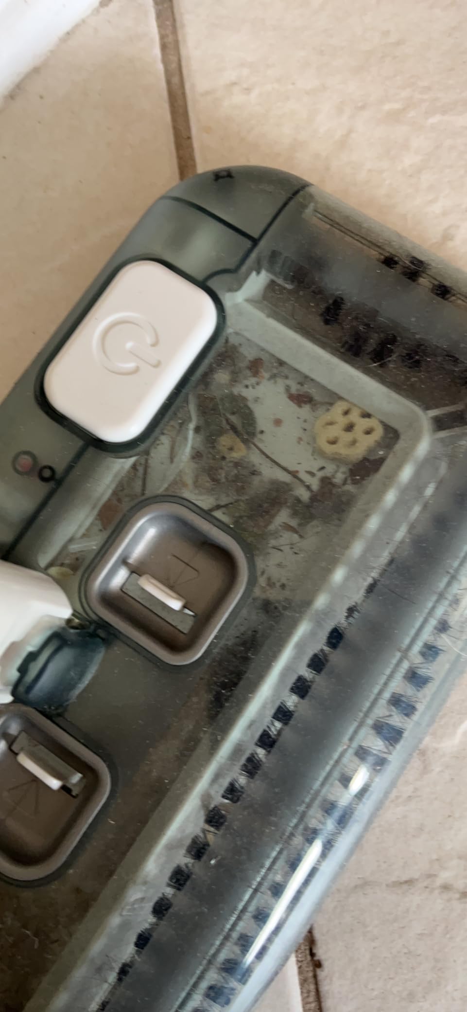BLACK+DECKER Carpet Sweeper 50 Minute Lithium Floor Sweeper, Multi-Surface Use, Easy One Hand Cleaning, Self Standing, Charger Included (HFS115J10) customer photo 2