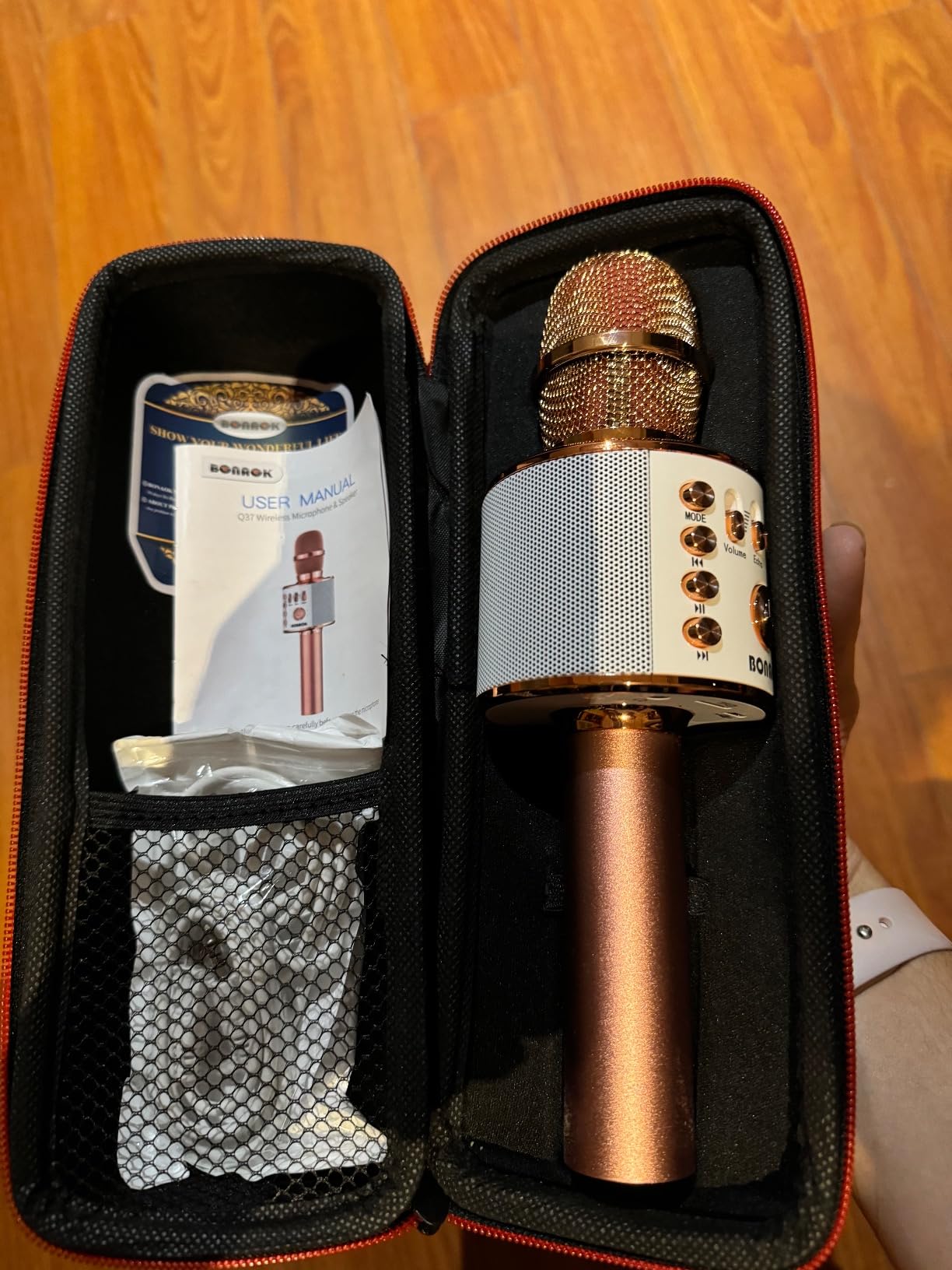 BONAOK Wireless Bluetooth Karaoke Microphone,3-in-1 Portable Handheld Karaoke Mic Speaker Machine Home Party Birthday for All Smartphones PC(Q37 Rose Gold) customer photo 2