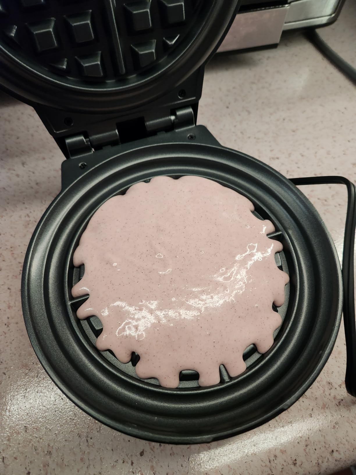 Chefman Rotating Belgian Waffle Maker, 180° Flip Iron w/ Non-Stick Plates, Adjustable Timer, Locking Lid, & Drip Plate, Space Saving Storage, Mess-Free Breakfast, Stainless Steel/Black customer photo 2