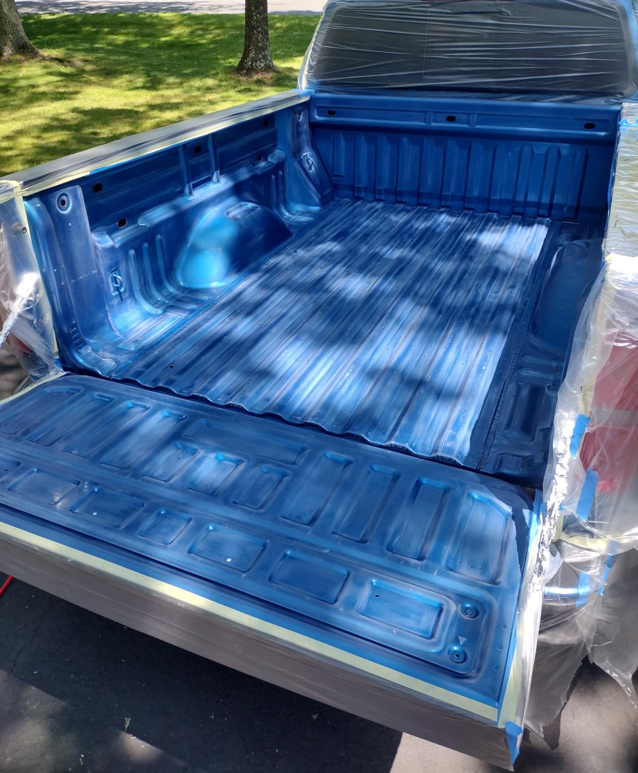 CUSTOM SHOP U-Pol Raptor Tintable Urethane Spray-On Truck Bed Liner Kit and Custom Coat Spray Gun with Regulator, 4 Quart Kit customer photo 1